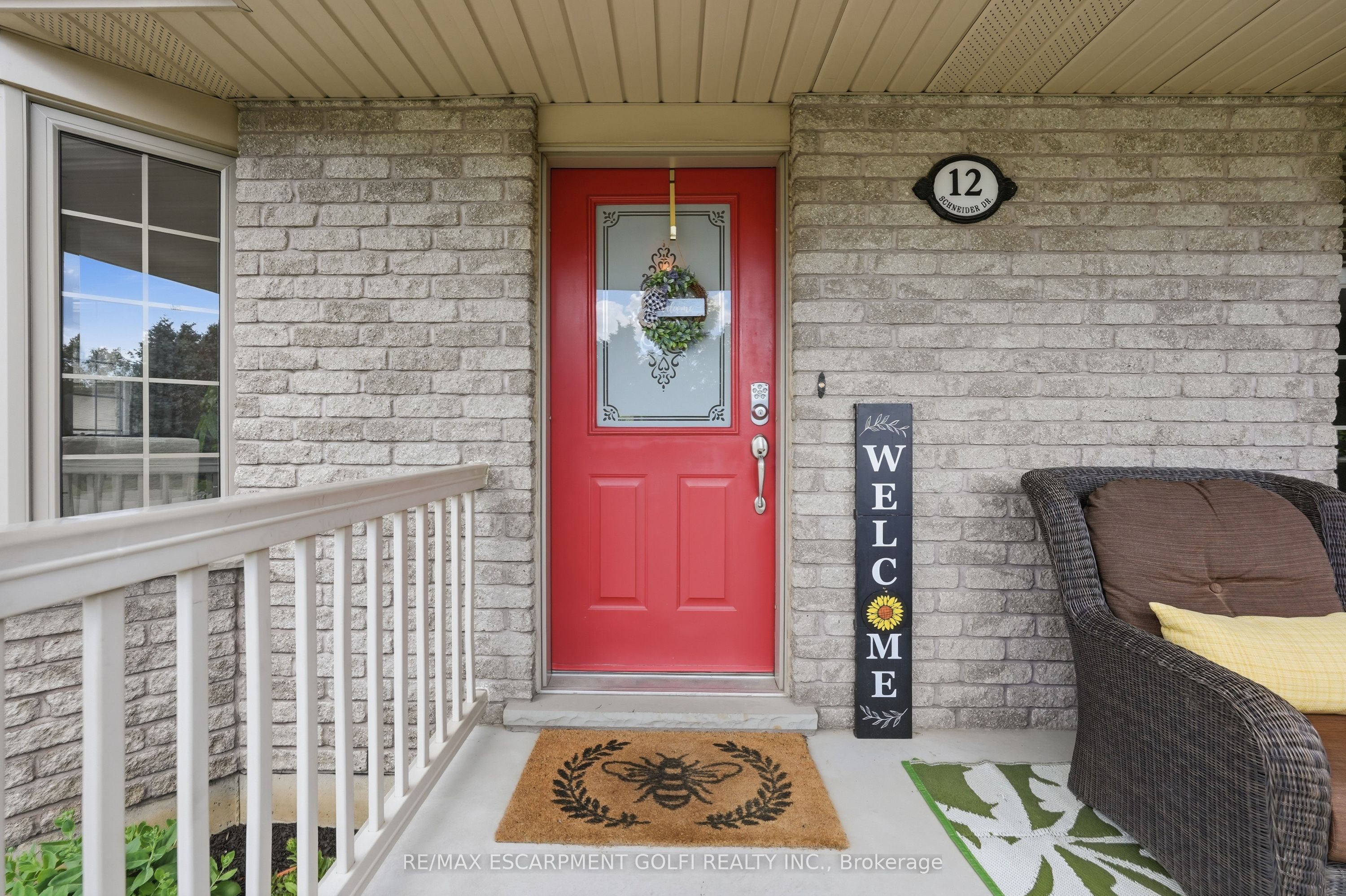 12 Schneider Drive Property Photo 3