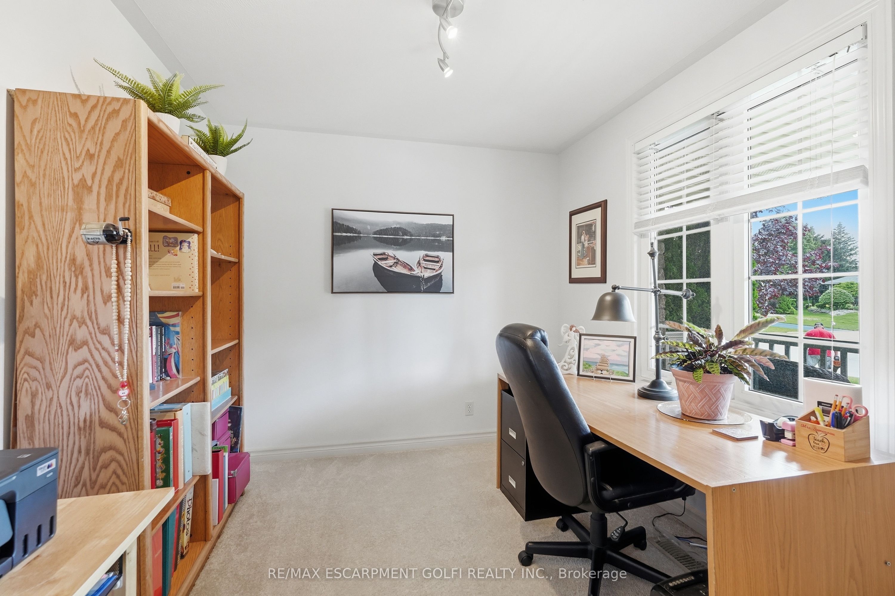 12 Schneider Drive Property Photo 7