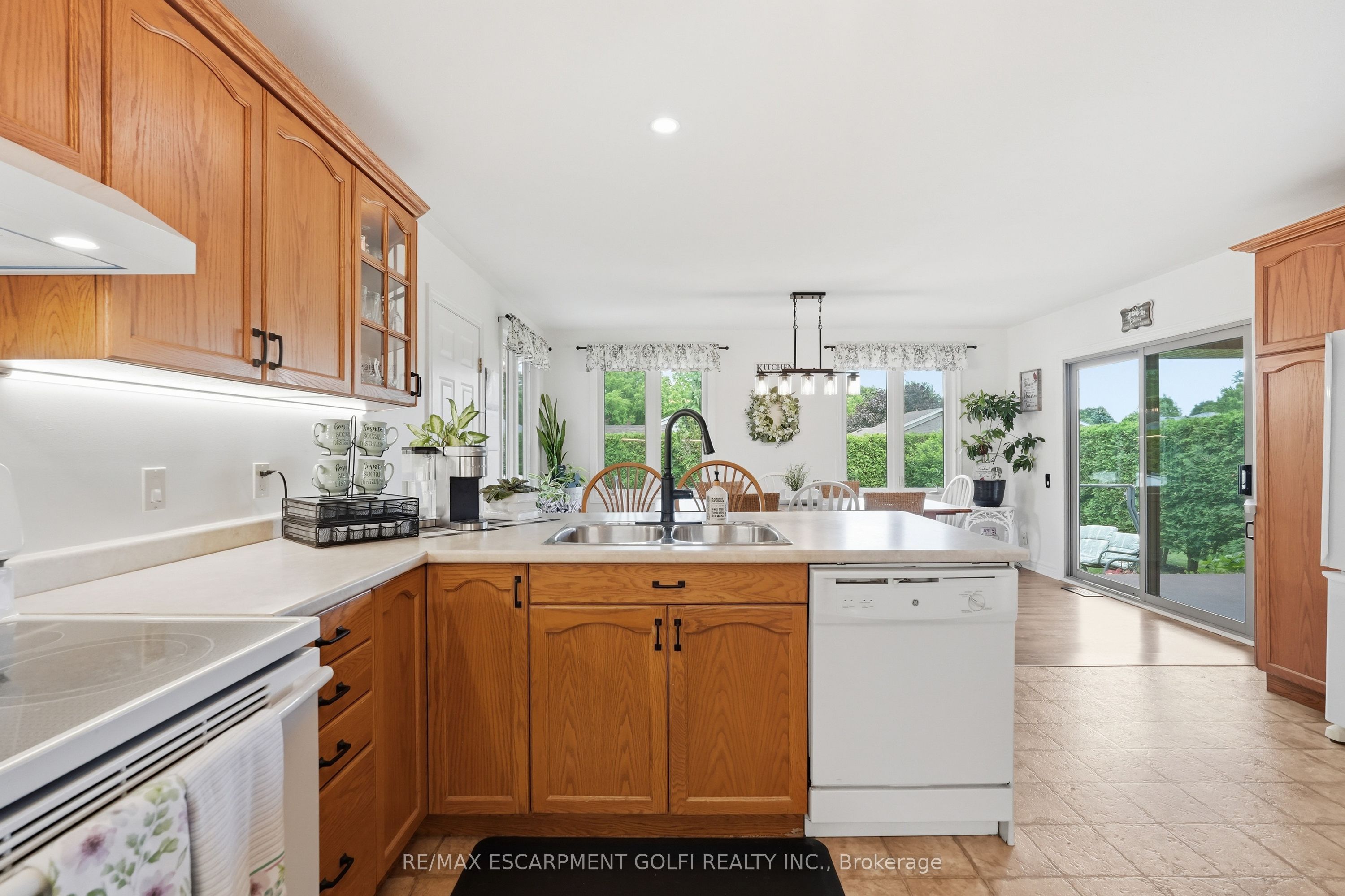 12 Schneider Drive Property Photo 15