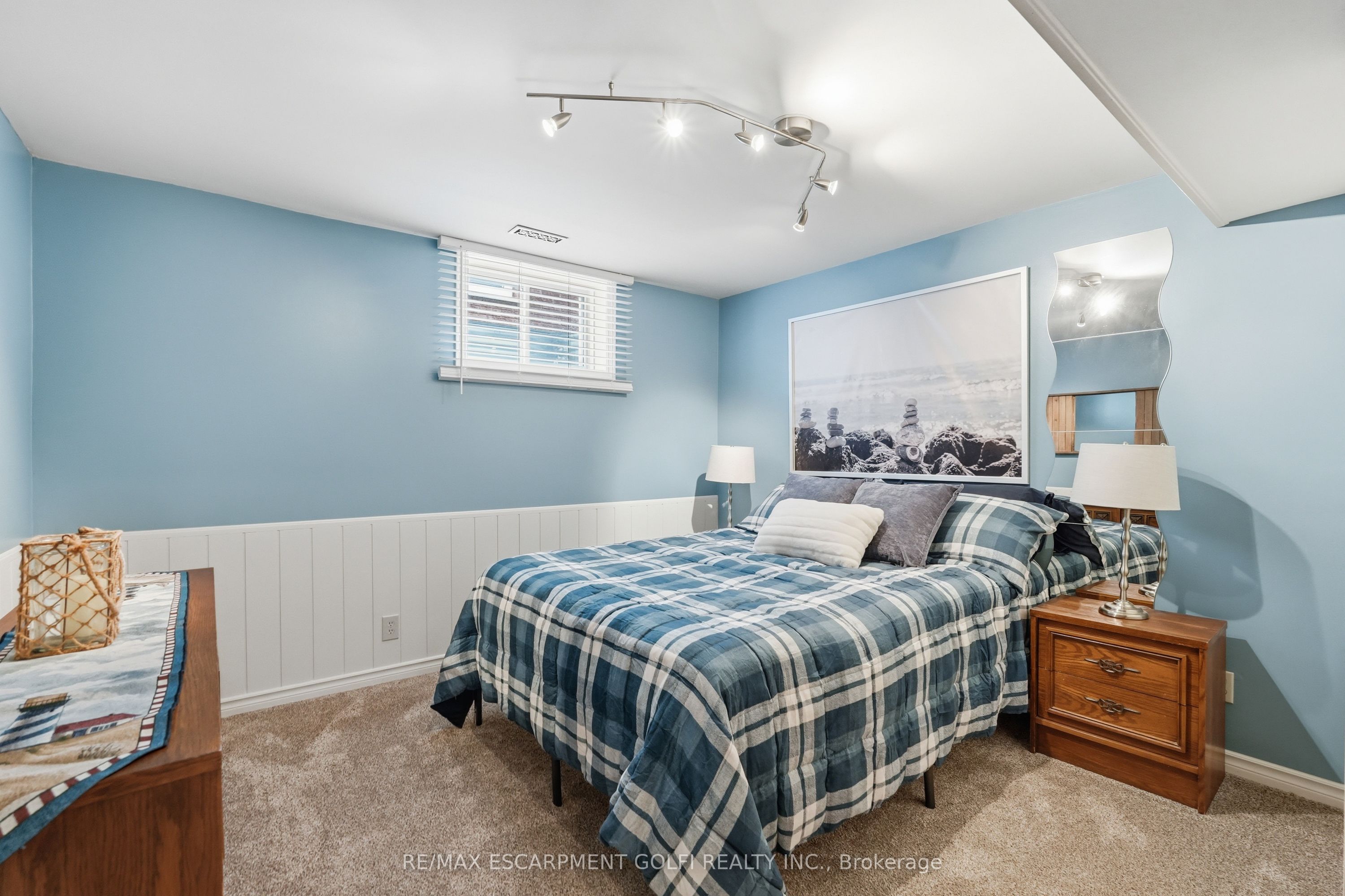 12 Schneider Drive Property Photo 23