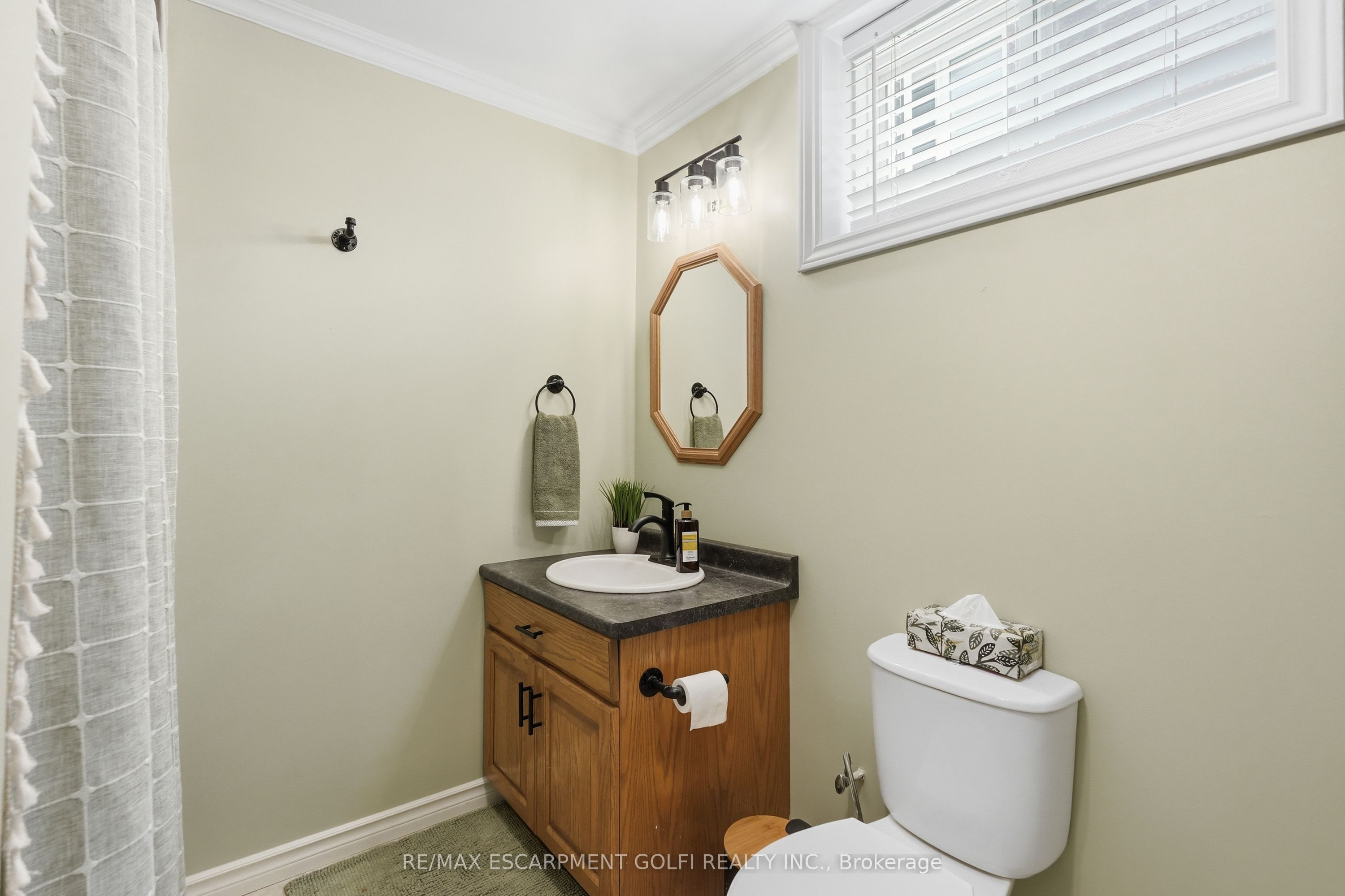 12 Schneider Drive Property Photo 28