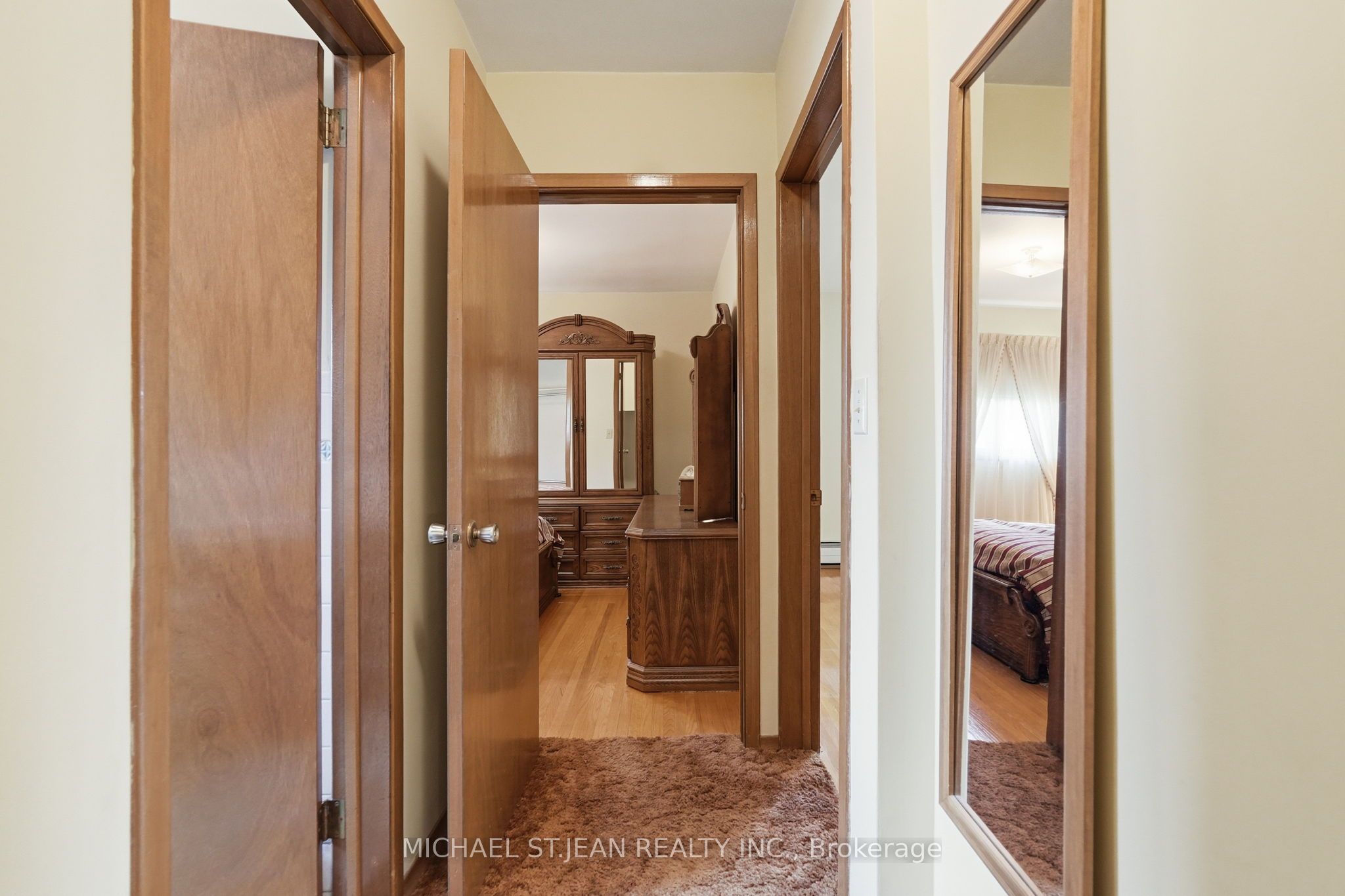 4587 Third Avenue Property Photo 17