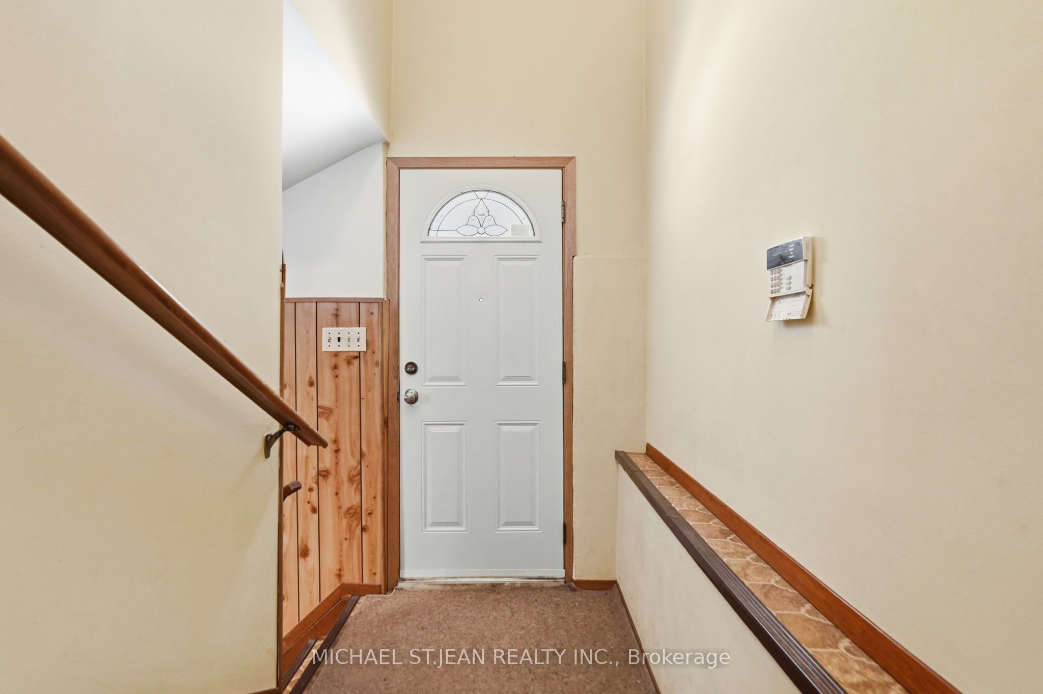 4587 Third Avenue Property Photo 31
