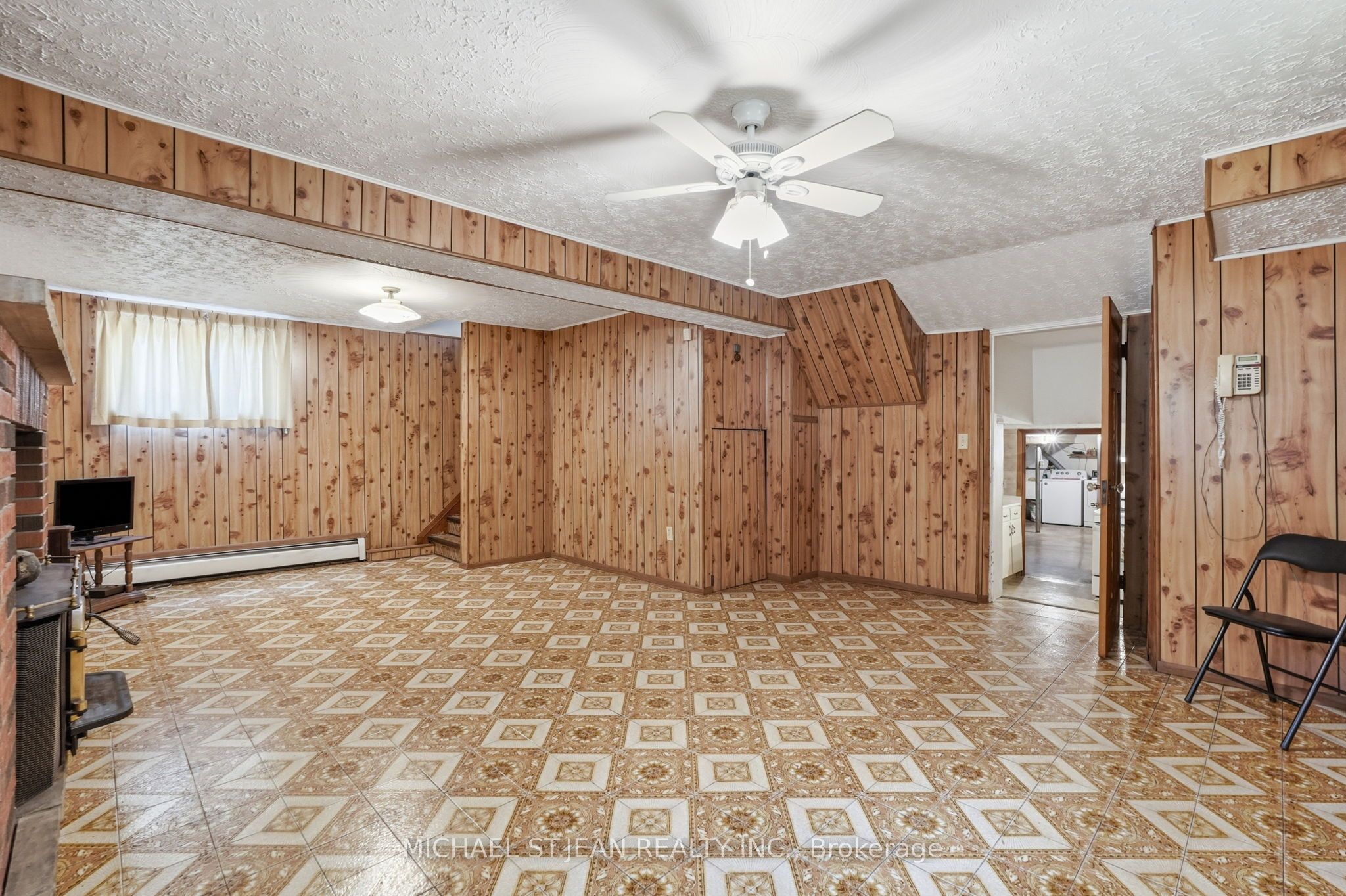 4587 Third Avenue Property Photo 32