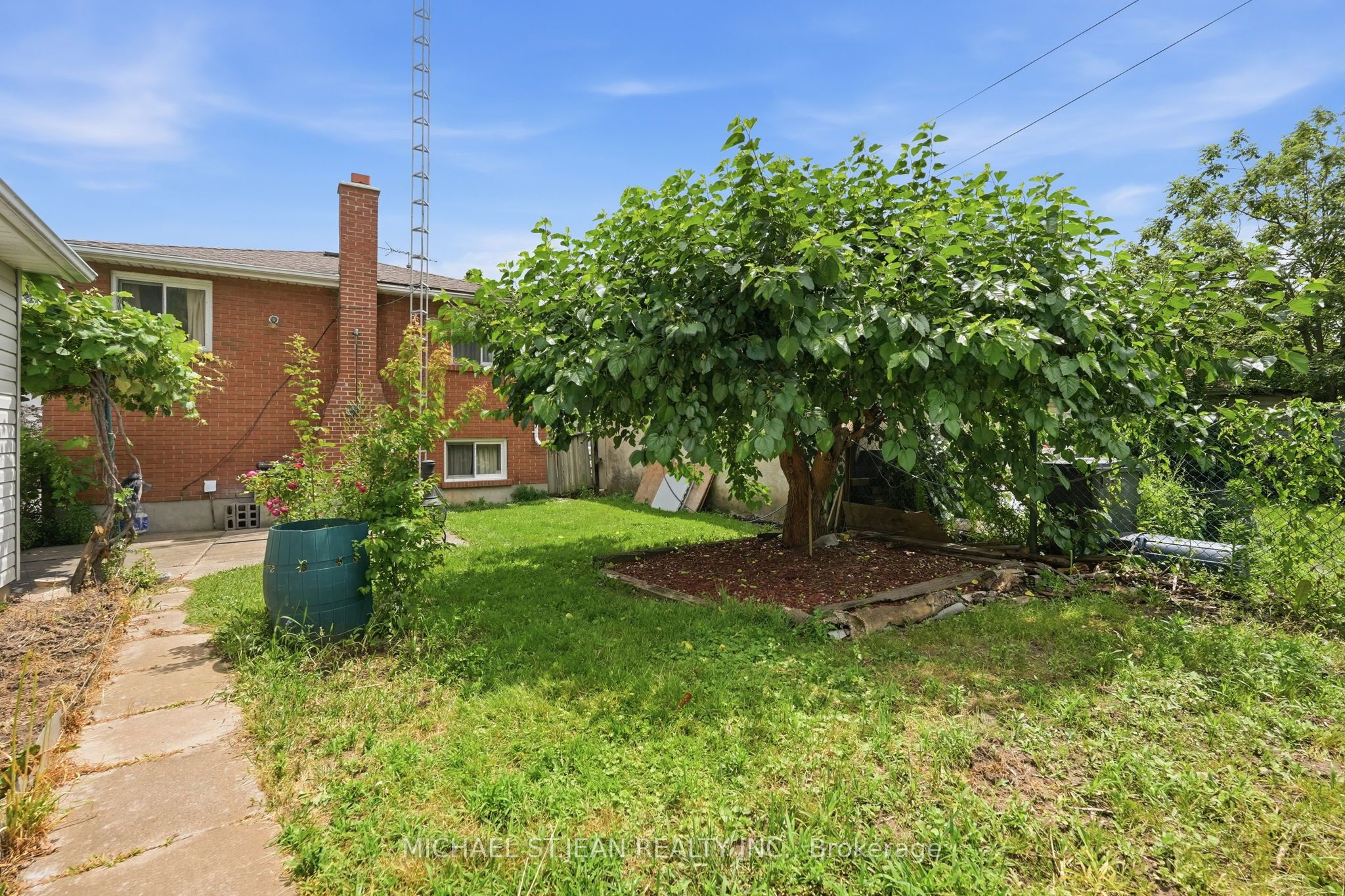 4587 Third Avenue Property Photo 47