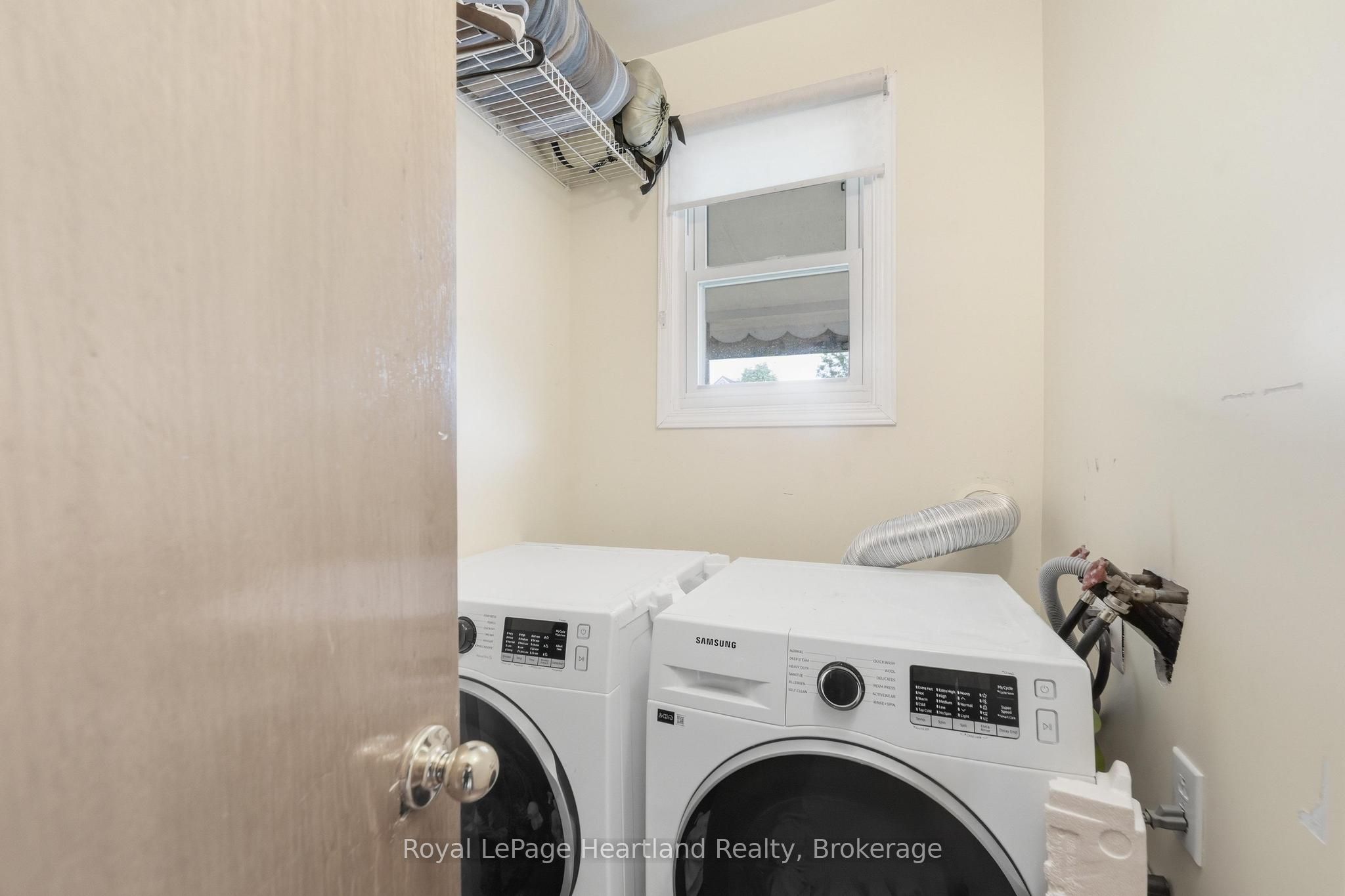 36 Jane Street Property Photo 23