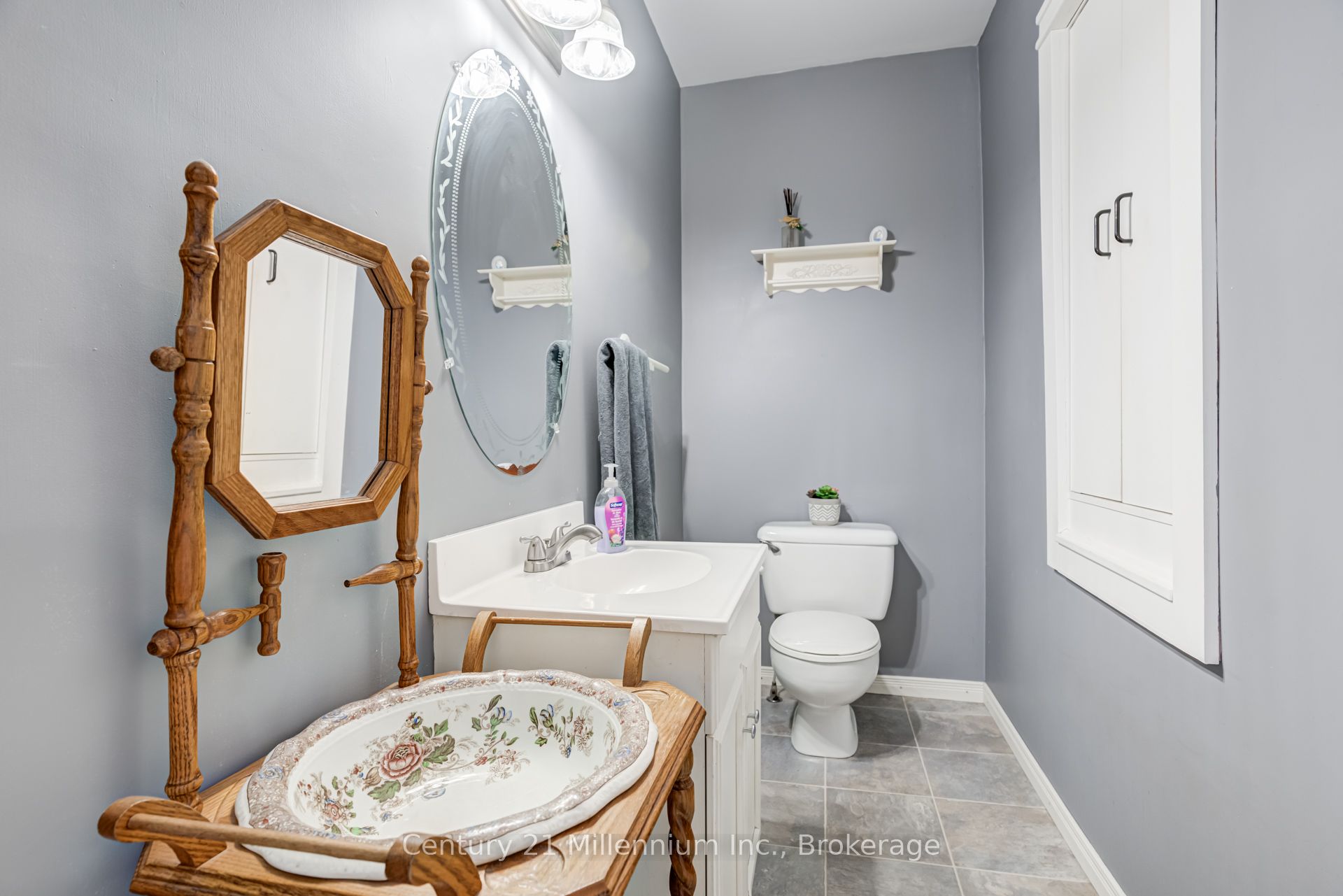 1839 4th Avenue W Property Photo 23