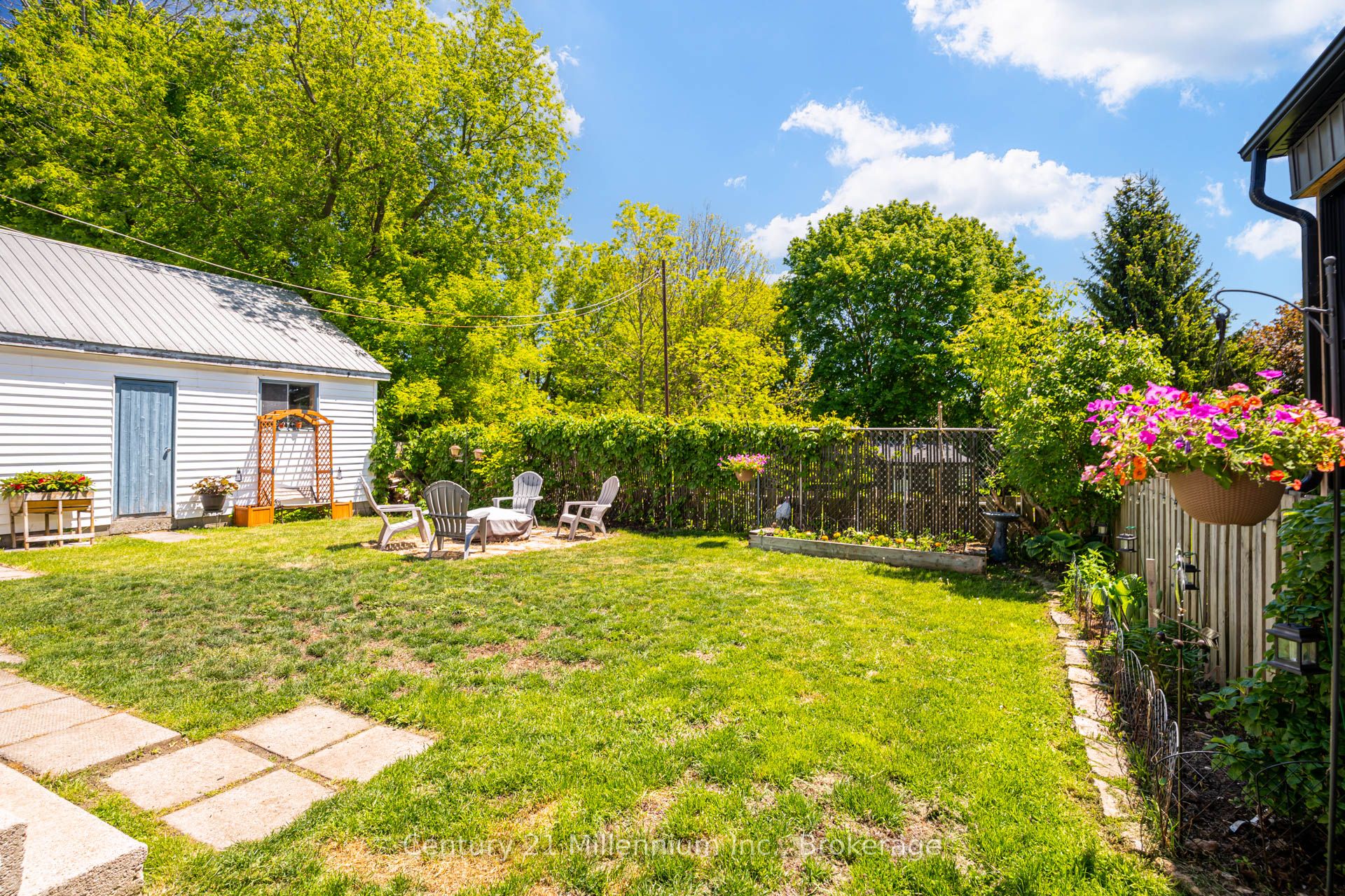 1839 4th Avenue W Property Photo 39