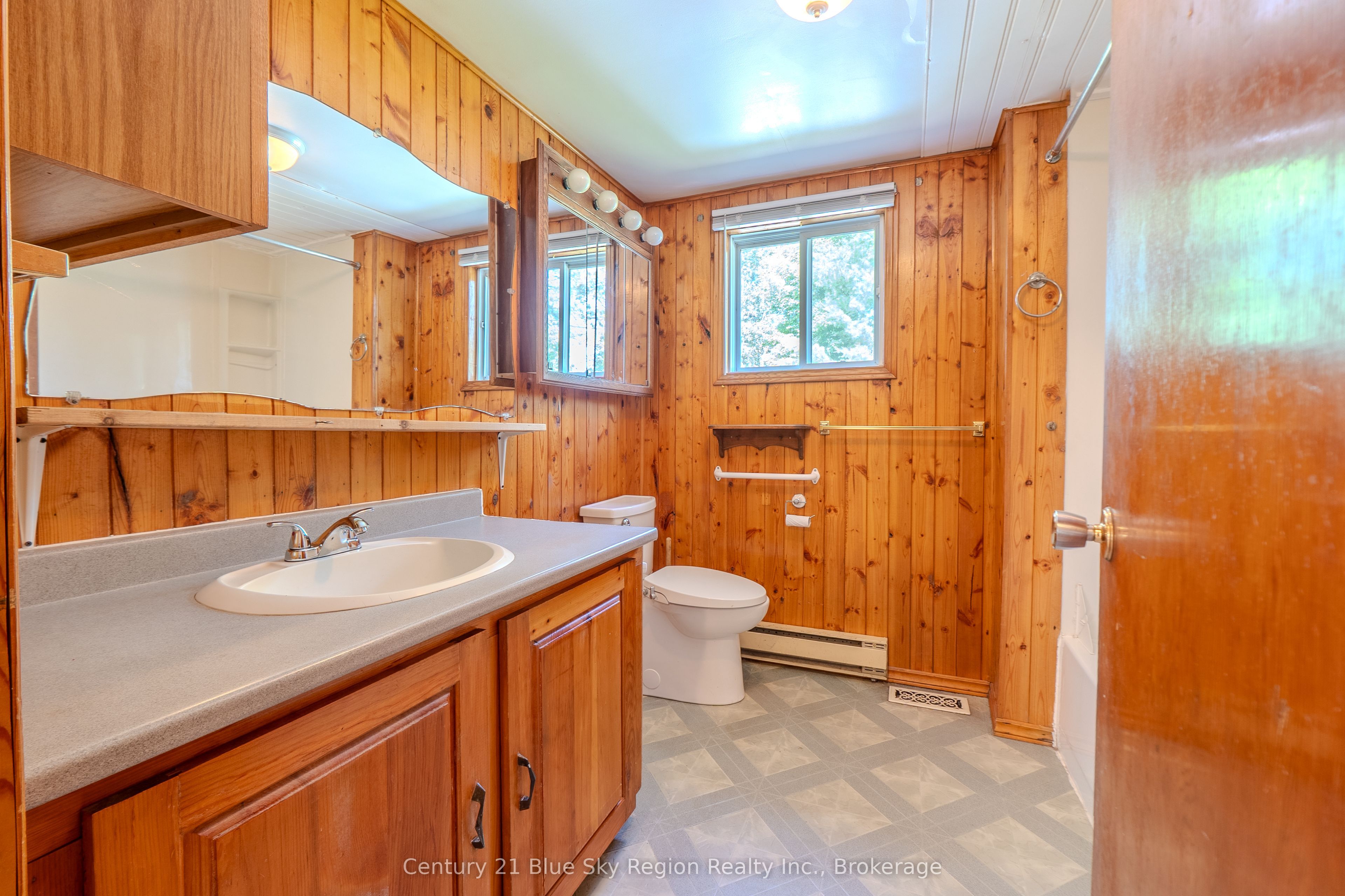 9790 Highway 63 Property Photo 25