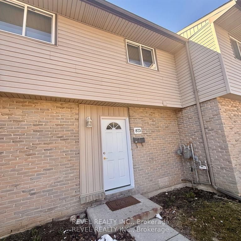 873 Southdale Road E Property Photo 1