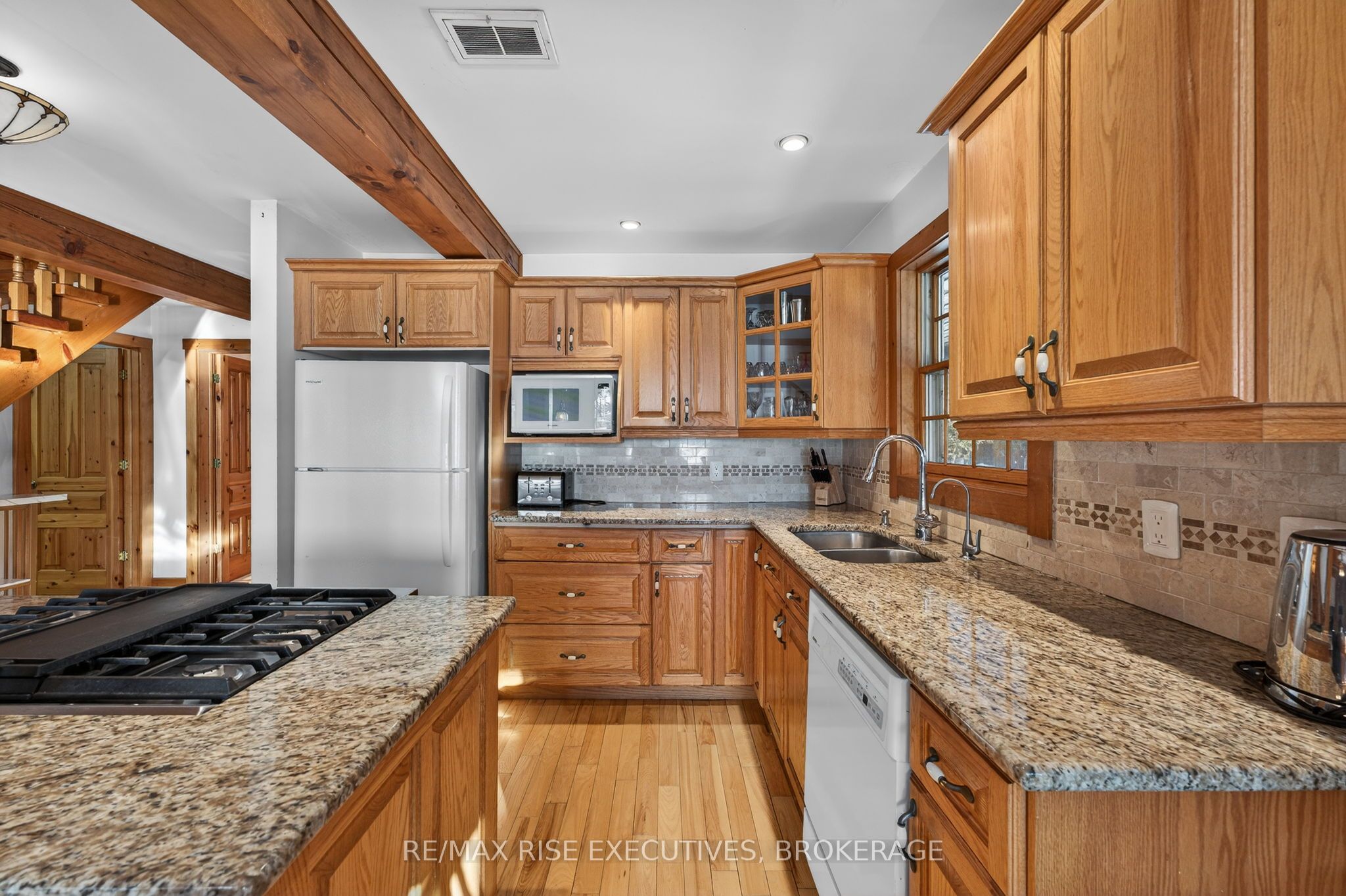 1093b Two Loon Lane Property Photo 6