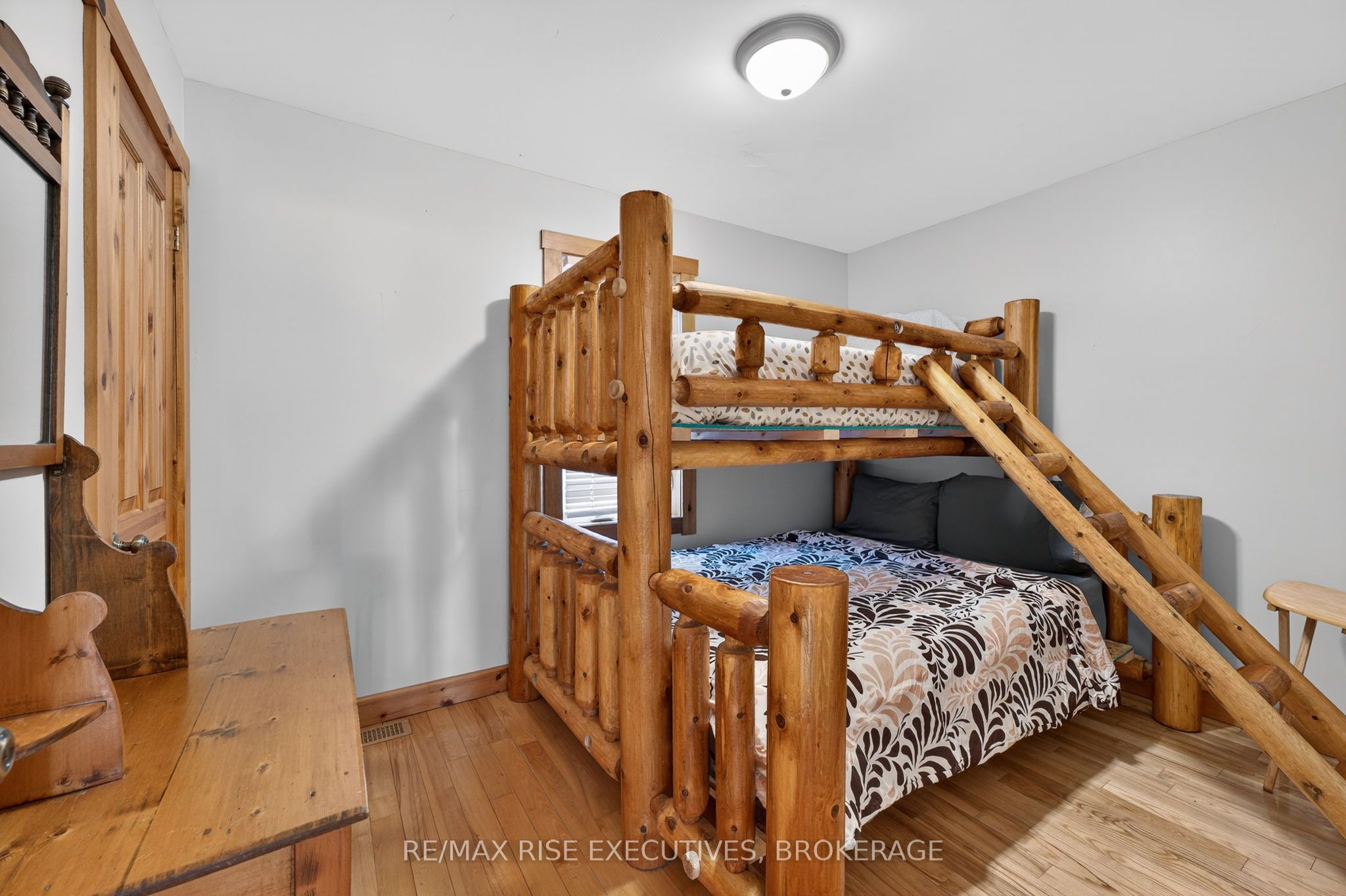 1093b Two Loon Lane Property Photo 15