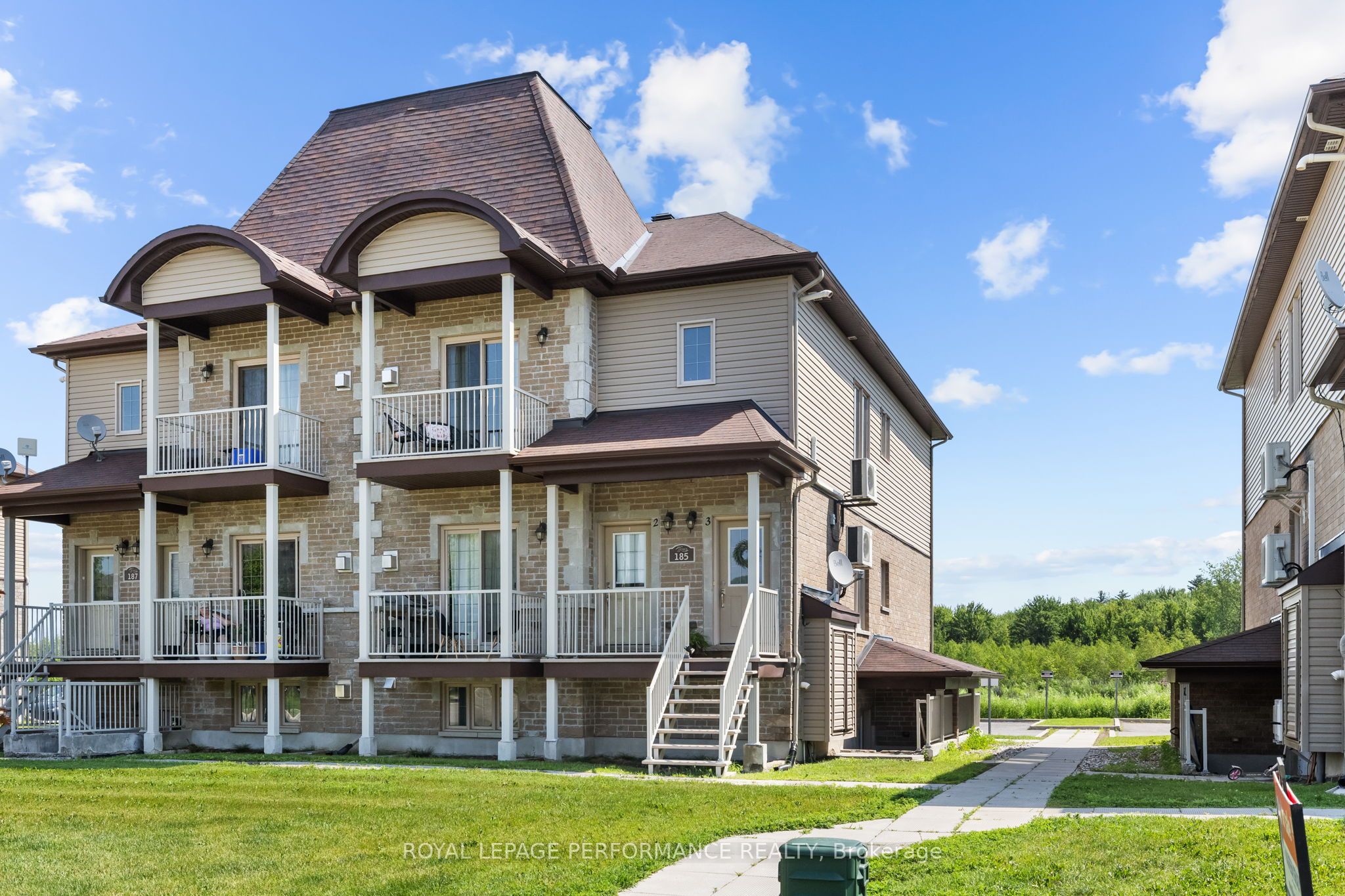 185 Bourdeau Boulevard 3 Property Photo 2