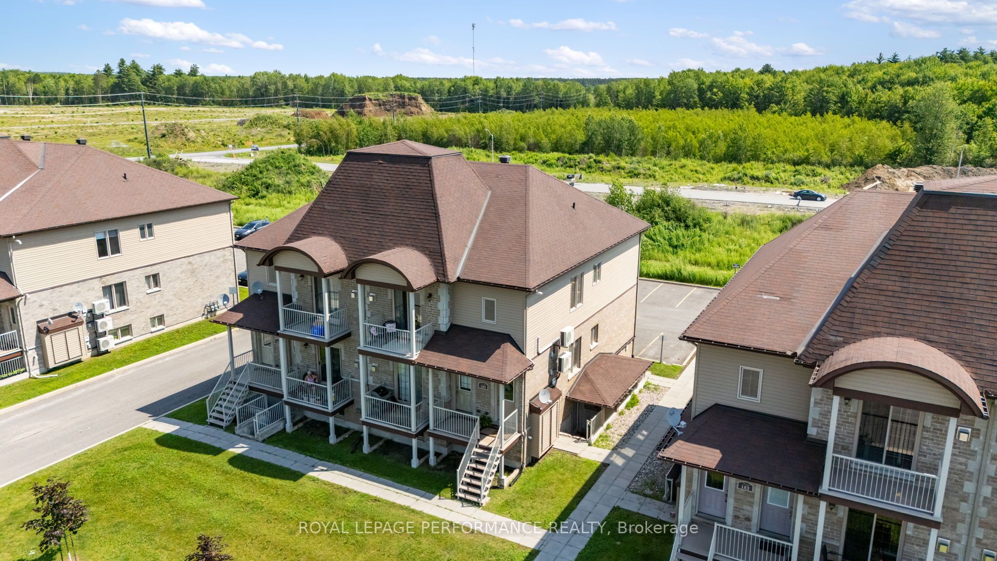 185 Bourdeau Boulevard 3 Property Photo 3