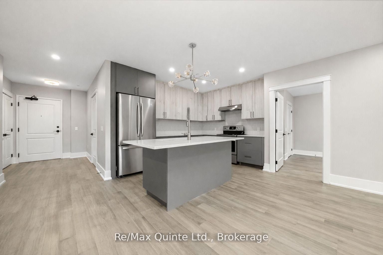 17 Cleave Avenue 305 Property Photo 3