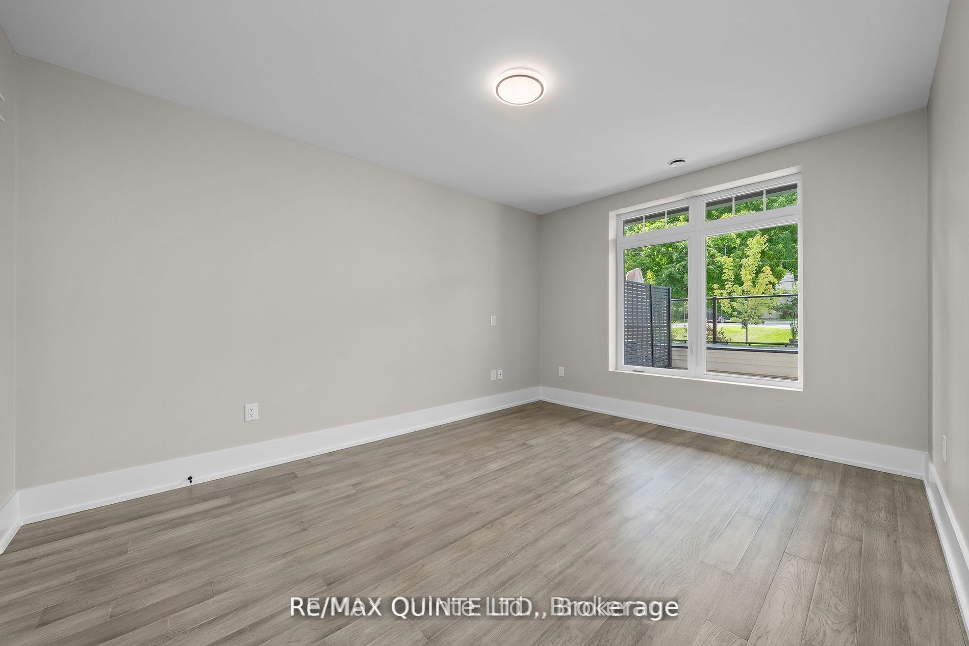 17 Cleave Avenue 305 Property Photo 8