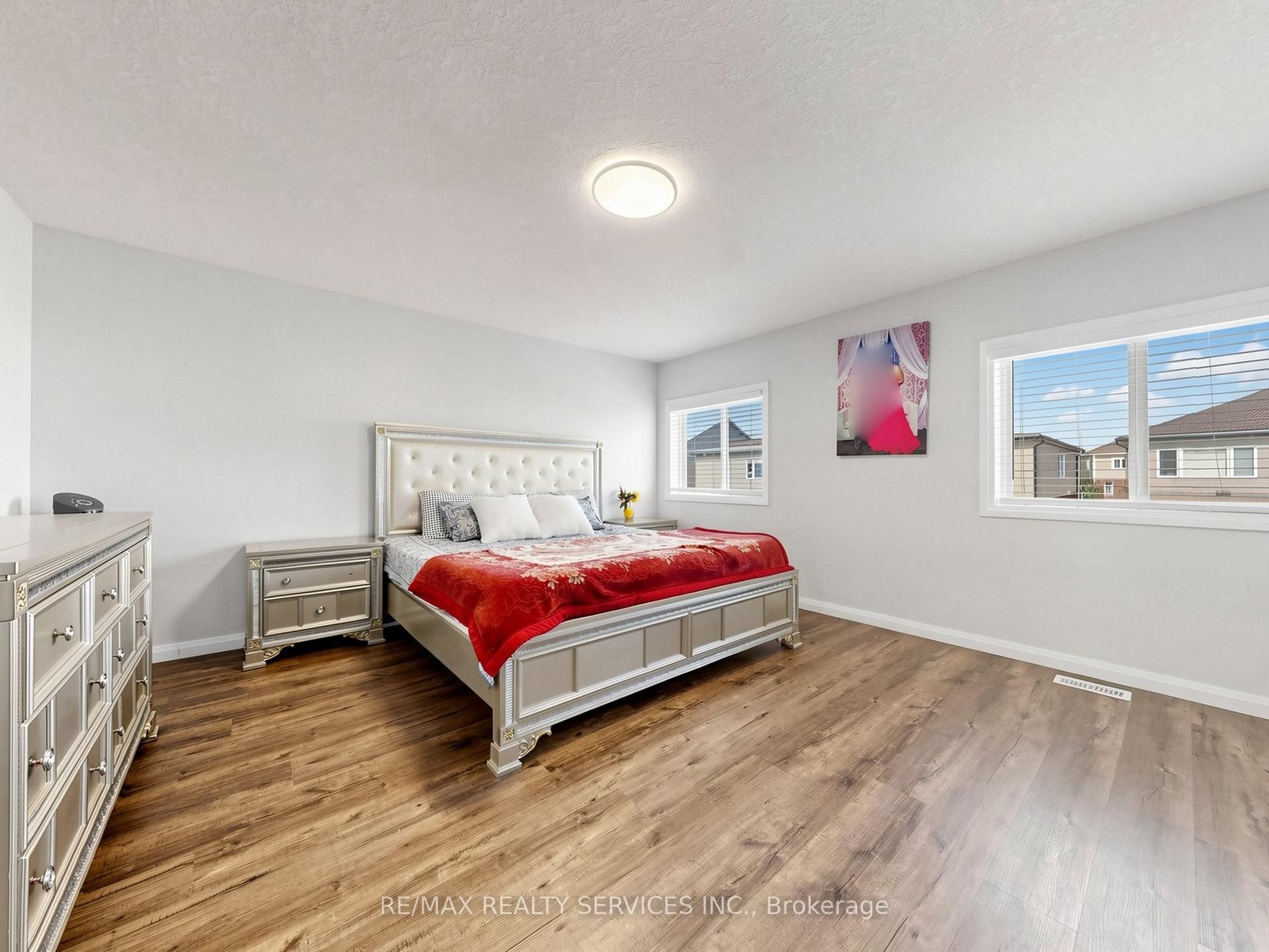 291 Hardcastle Drive Property Photo 19