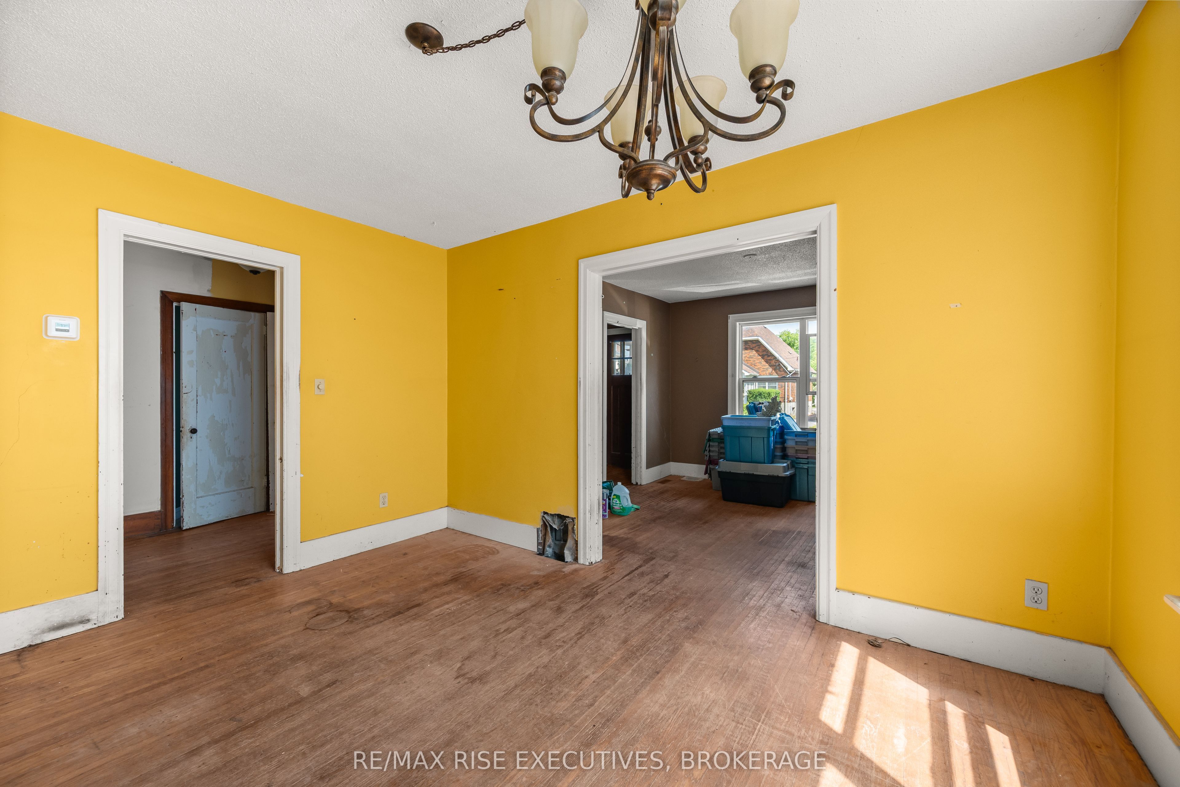 690 Johnson Street Property Photo 13