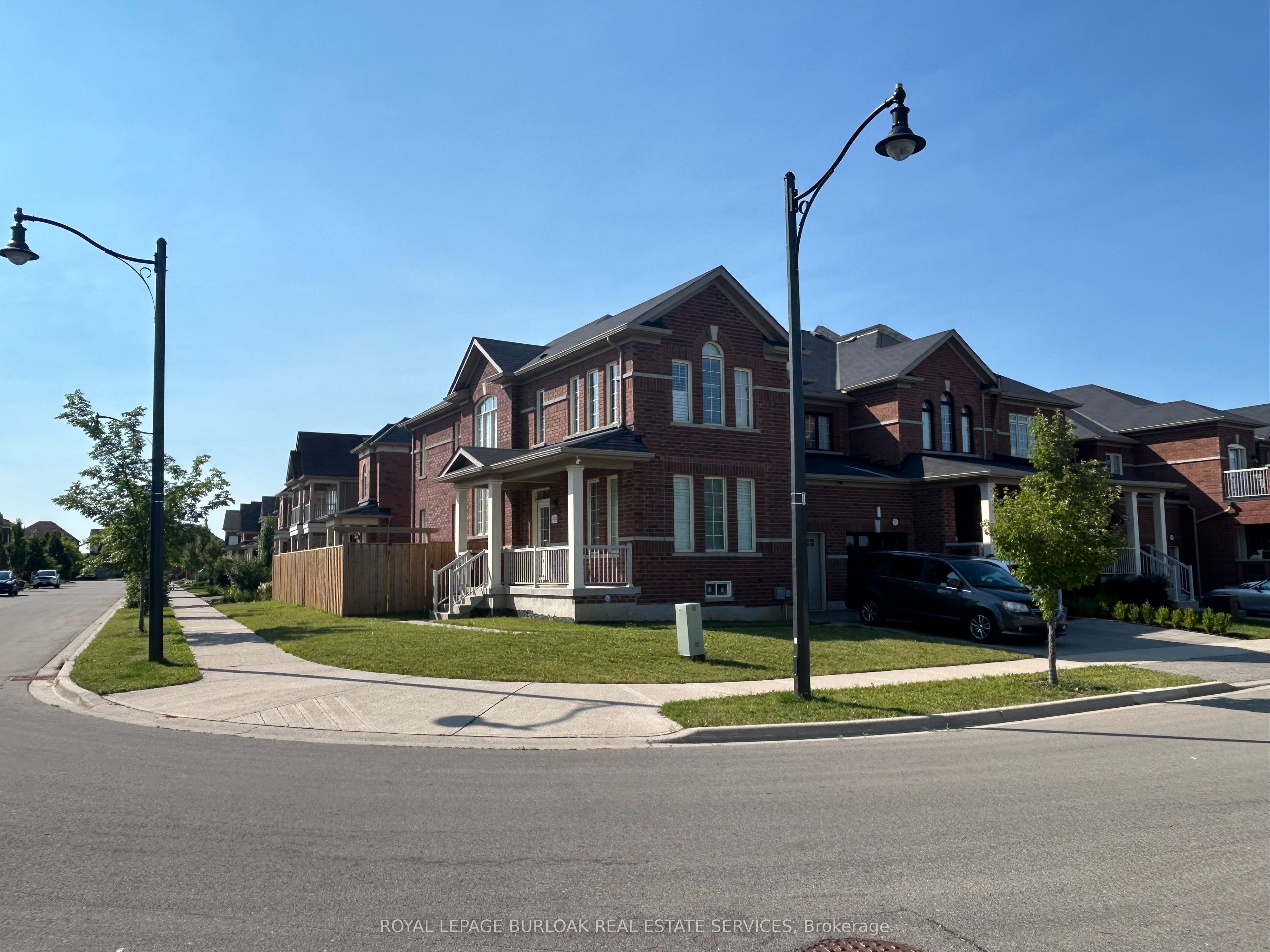 57 Macbean Crescent Property Photo 2