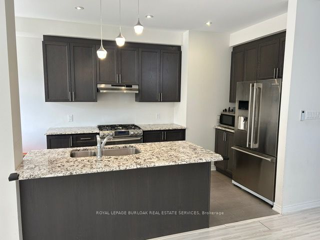 57 Macbean Crescent Property Photo 30