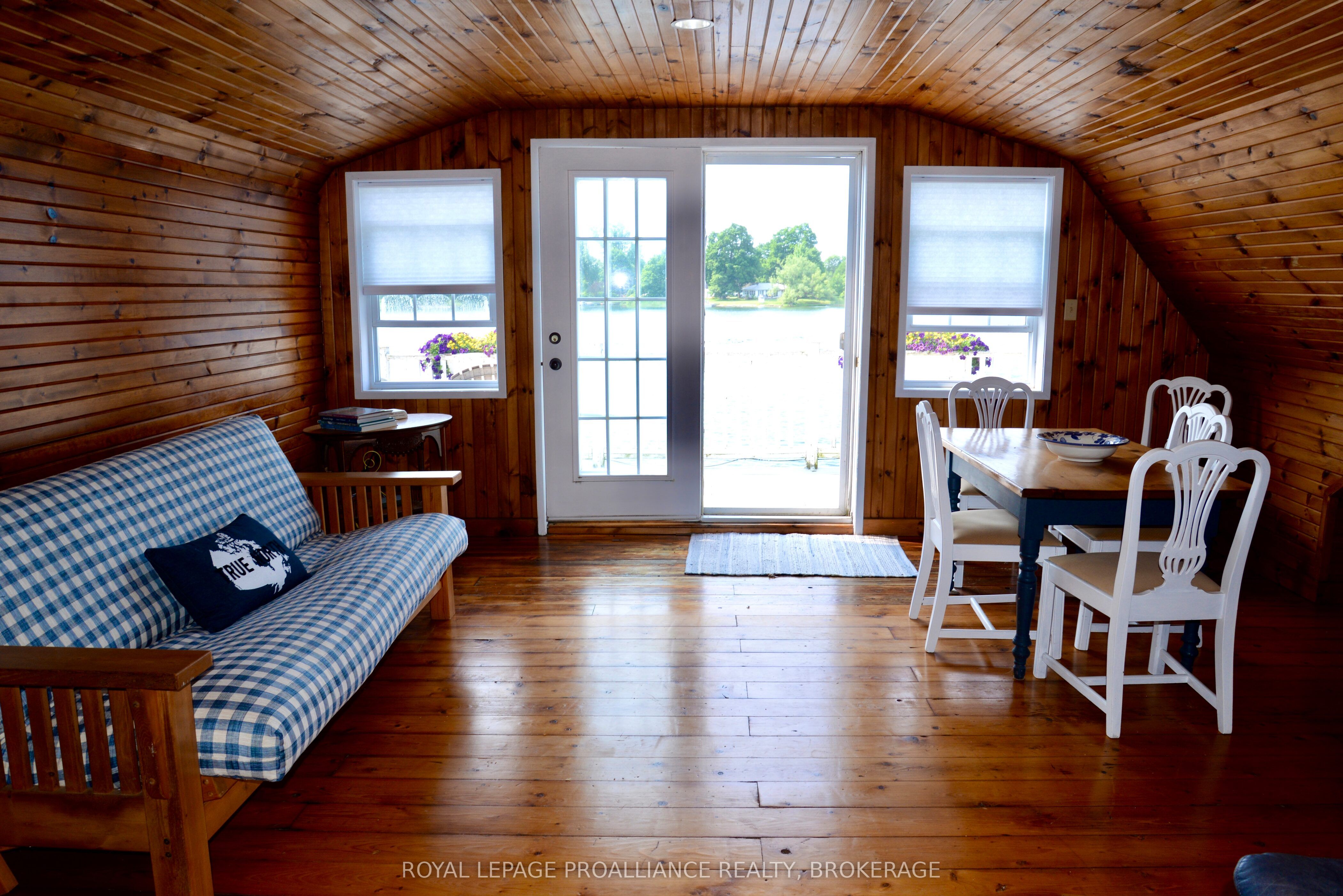 121 Tremont Park Island Property Photo 25