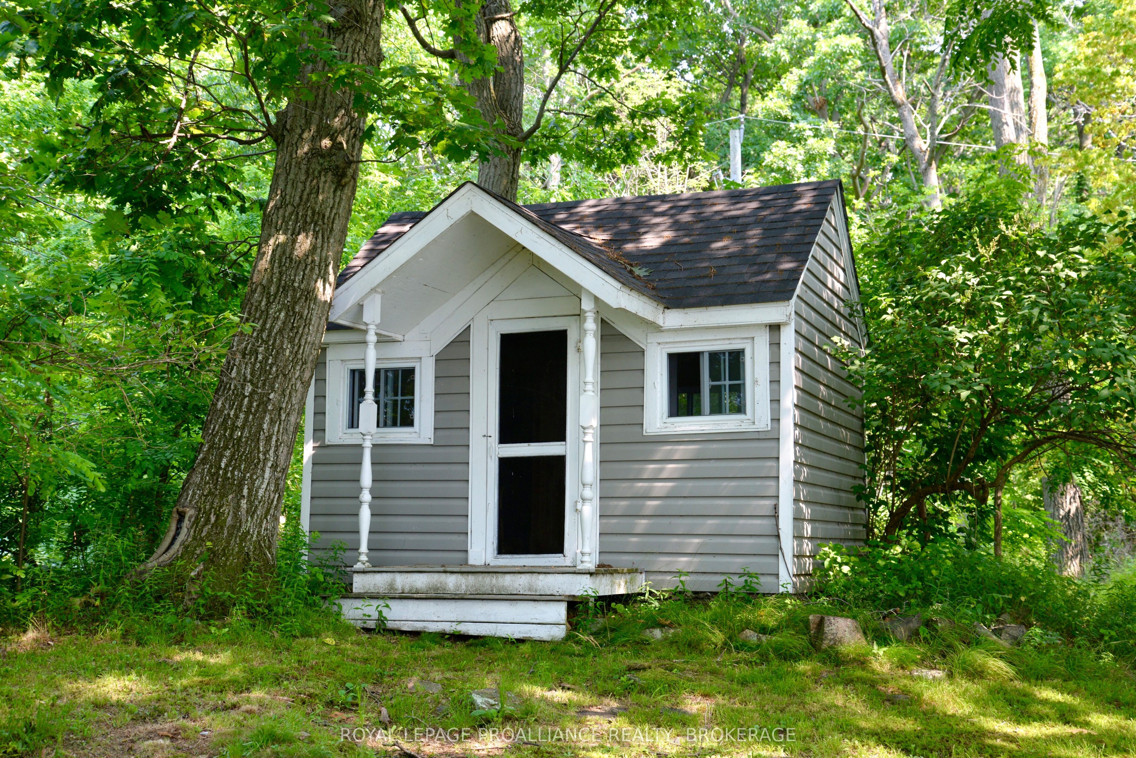 121 Tremont Park Island Property Photo 34