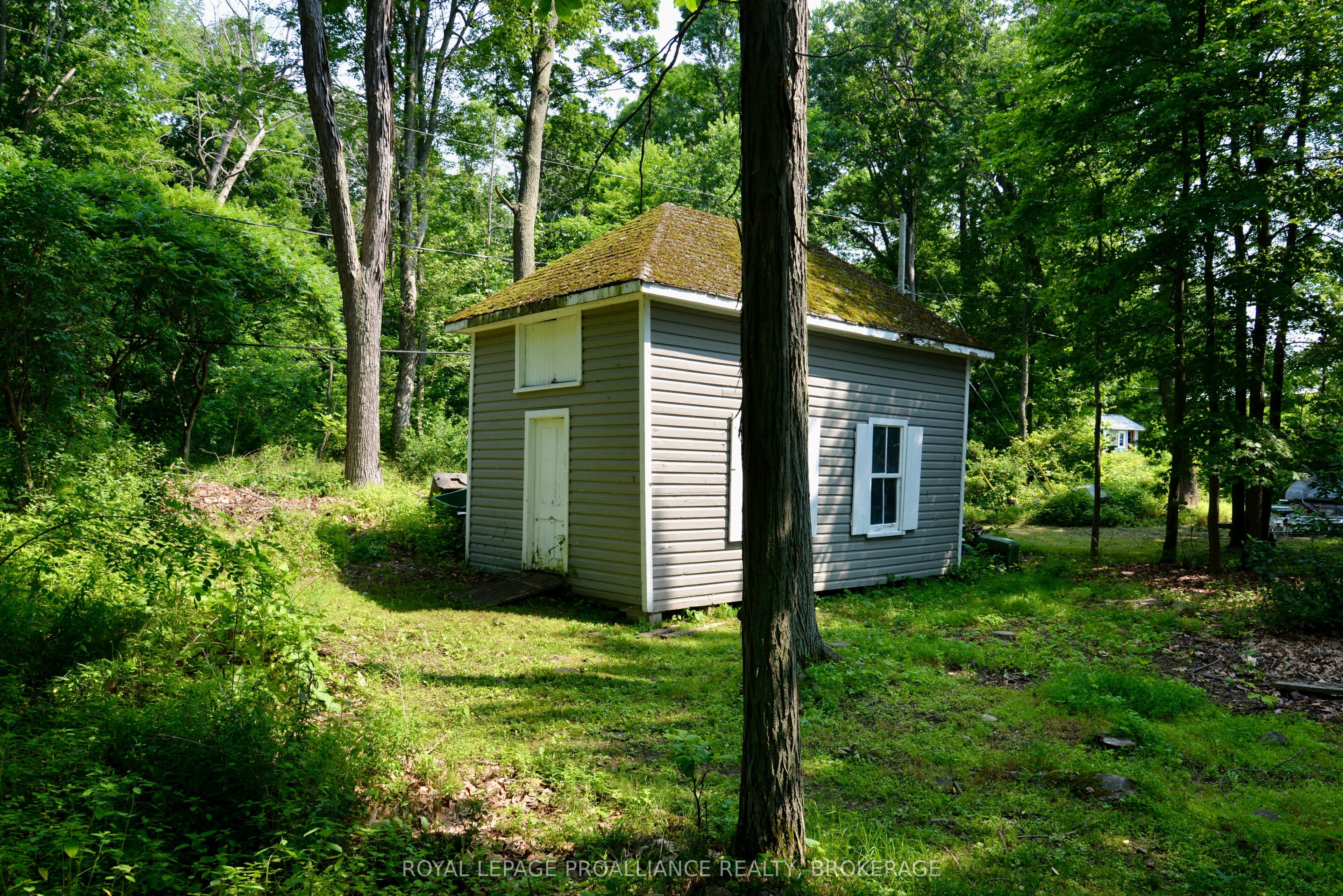 121 Tremont Park Island Property Photo 35