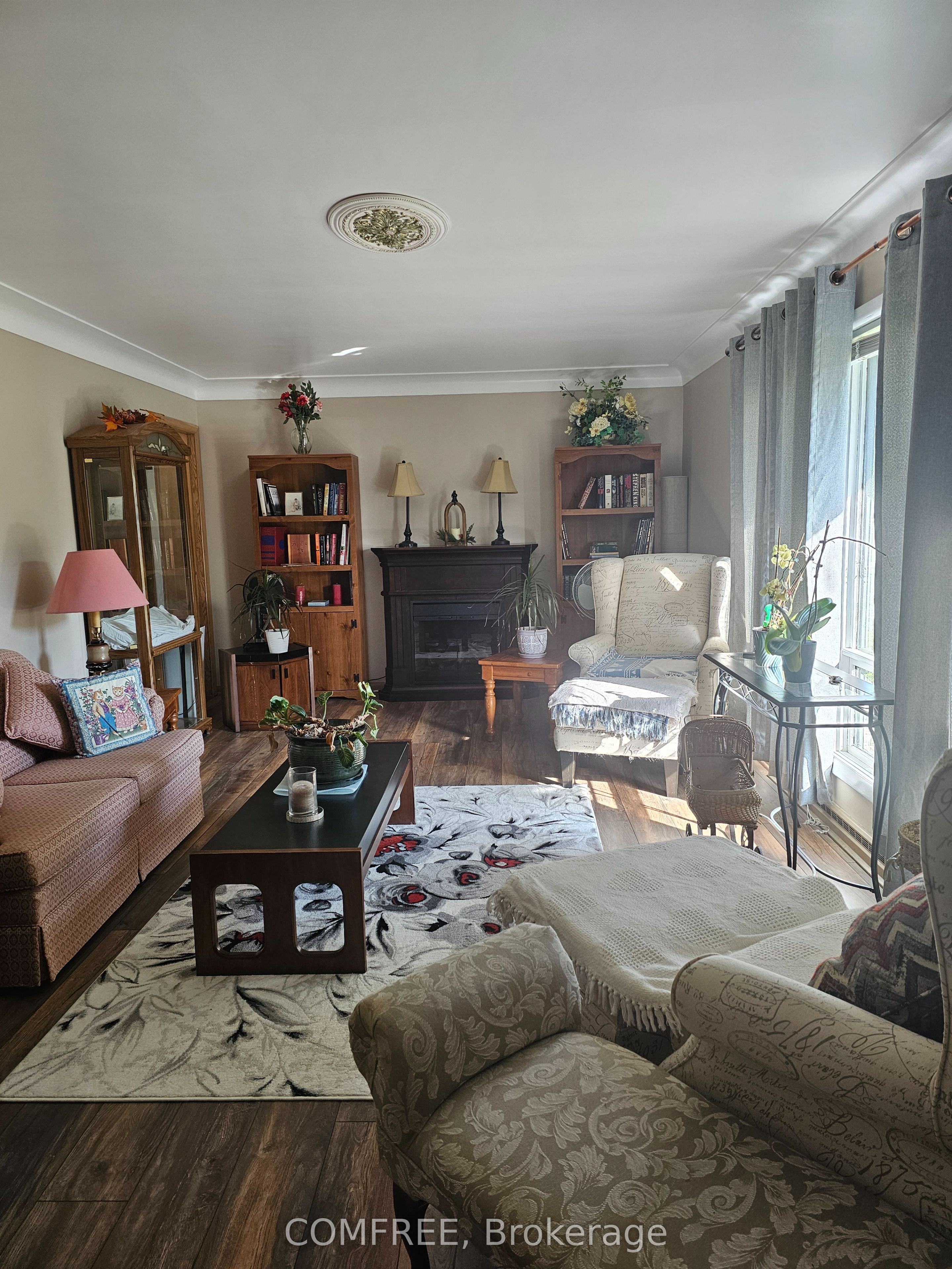 6 Sullivan Street Property Photo 7