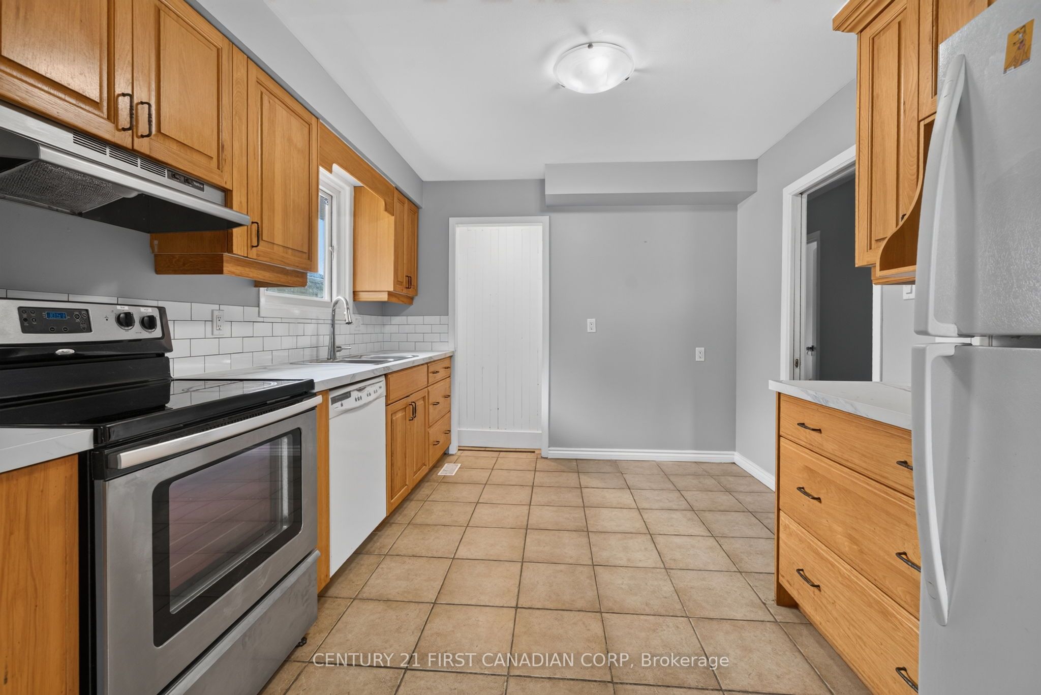 224 Culver Crescent Property Photo 5