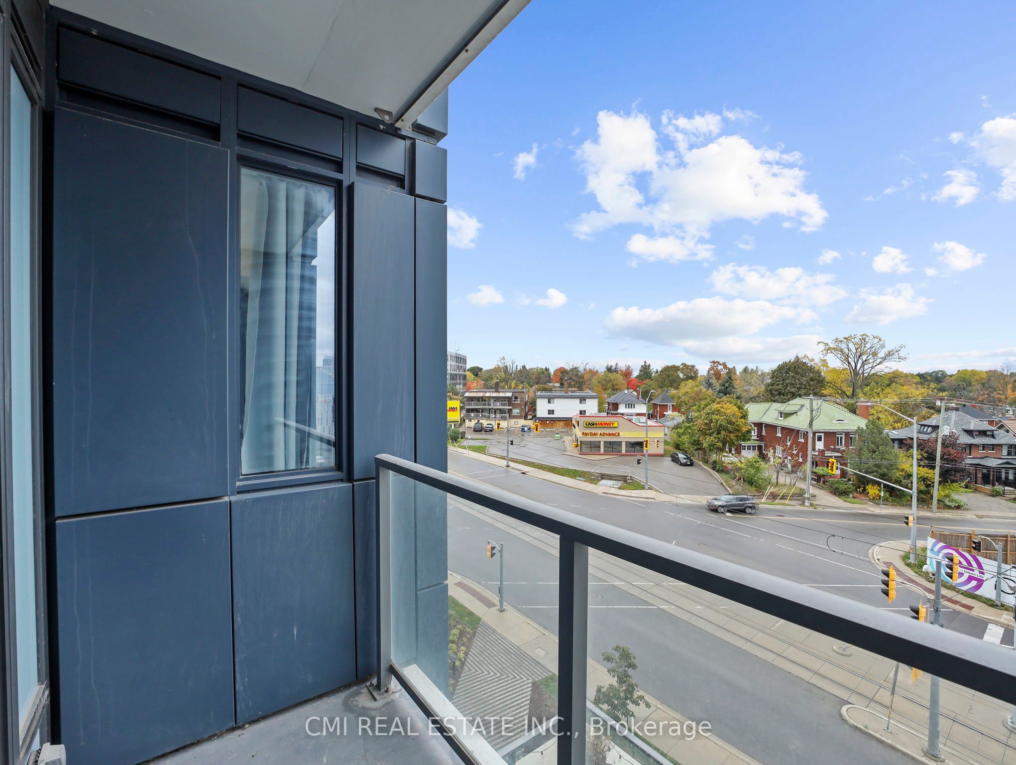 5 Wellington Street S 411 Property Photo 19