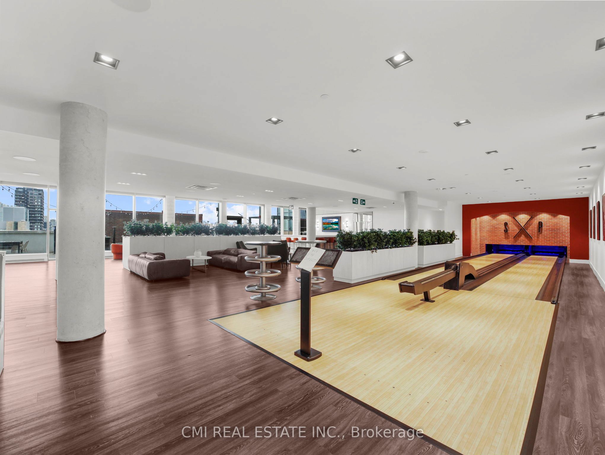 5 Wellington Street S 411 Property Photo 22