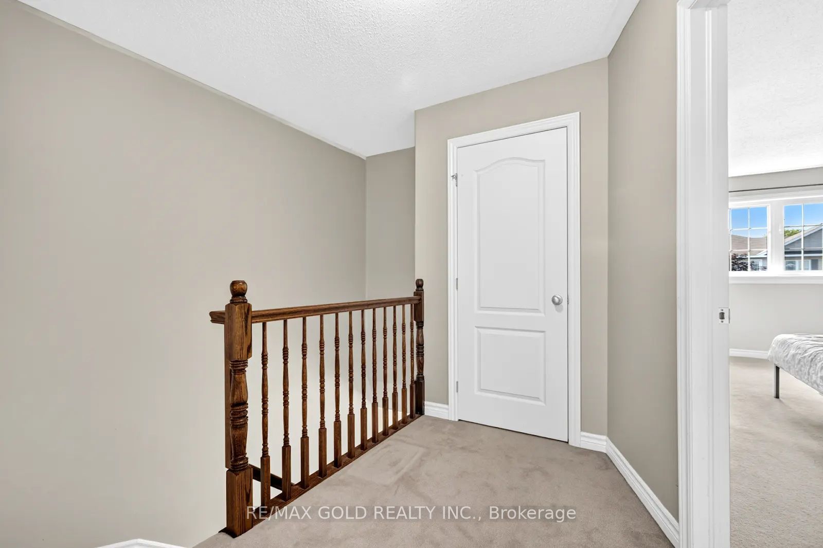 106 Thomas Street S Property Photo 20