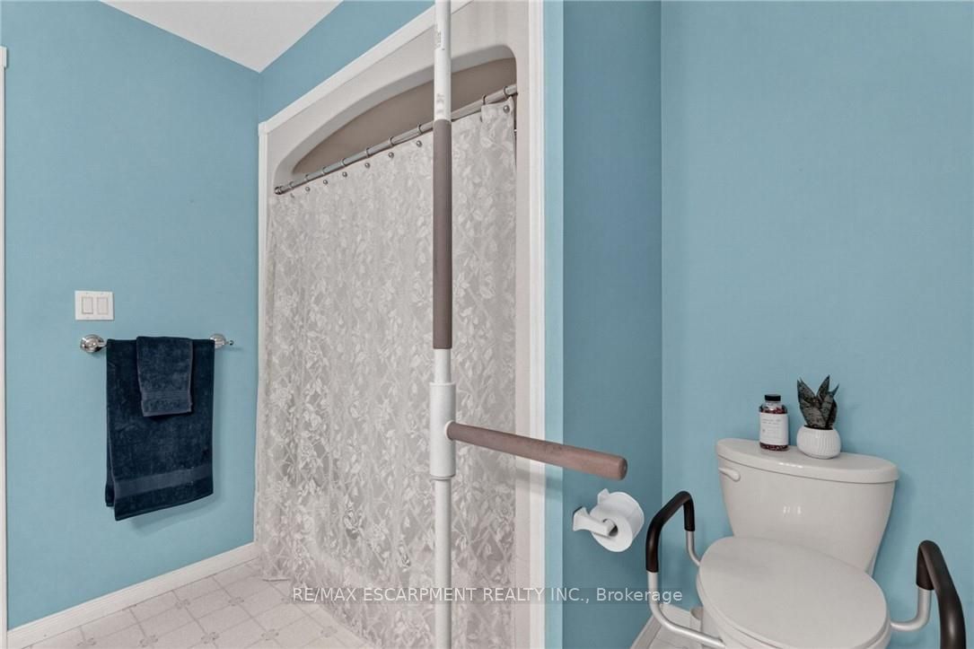 11 Garden Drive Property Photo 21