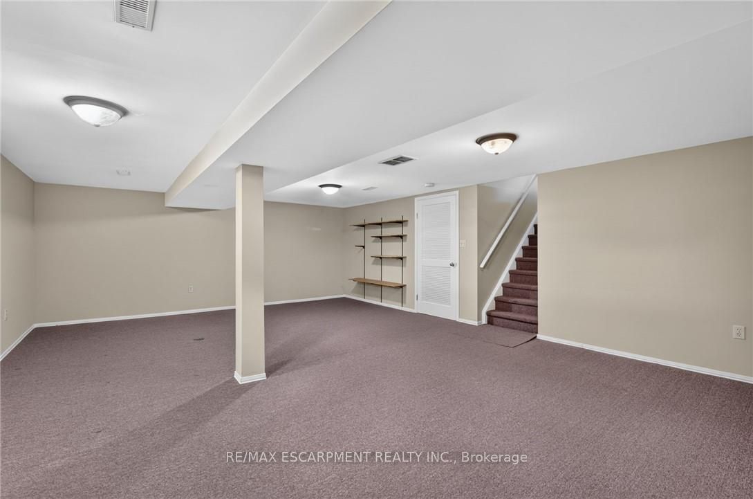 11 Garden Drive Property Photo 24