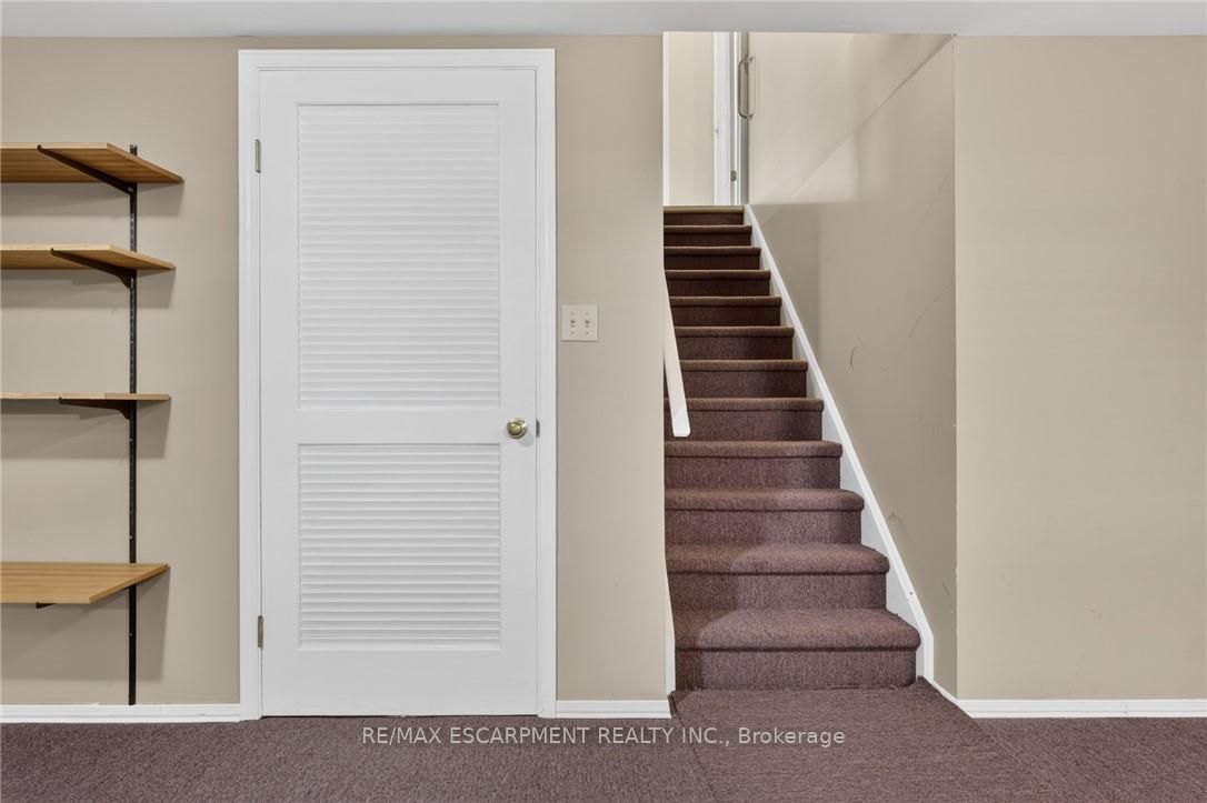 11 Garden Drive Property Photo 25