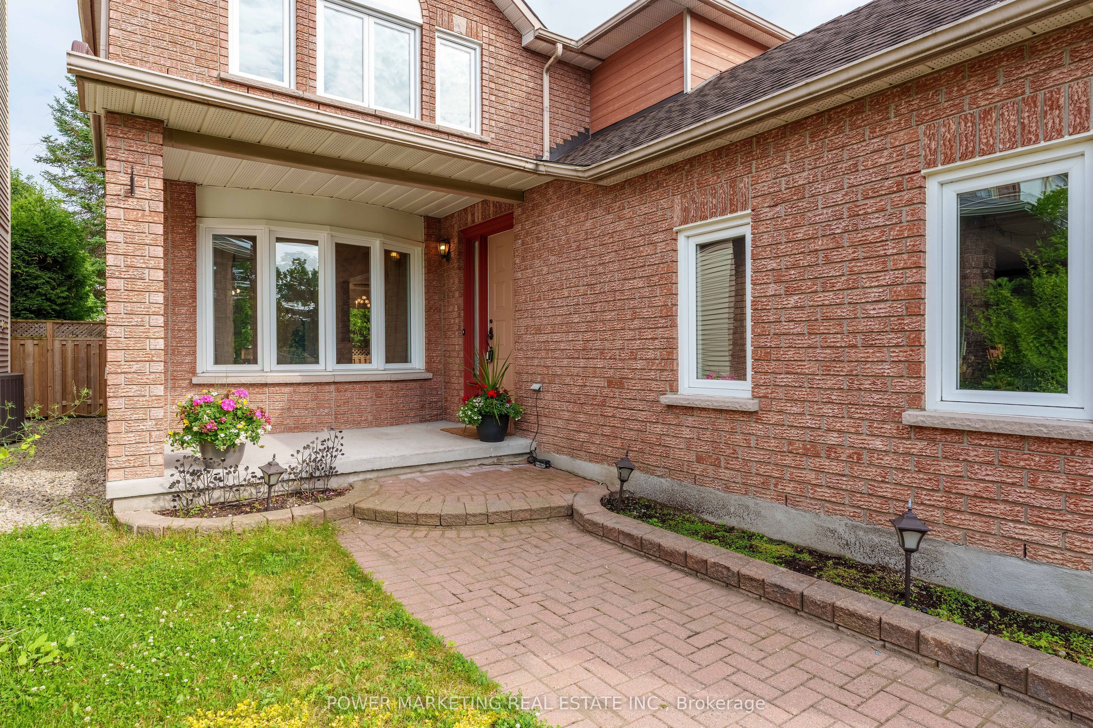 1552 Blohm Drive Property Photo 3