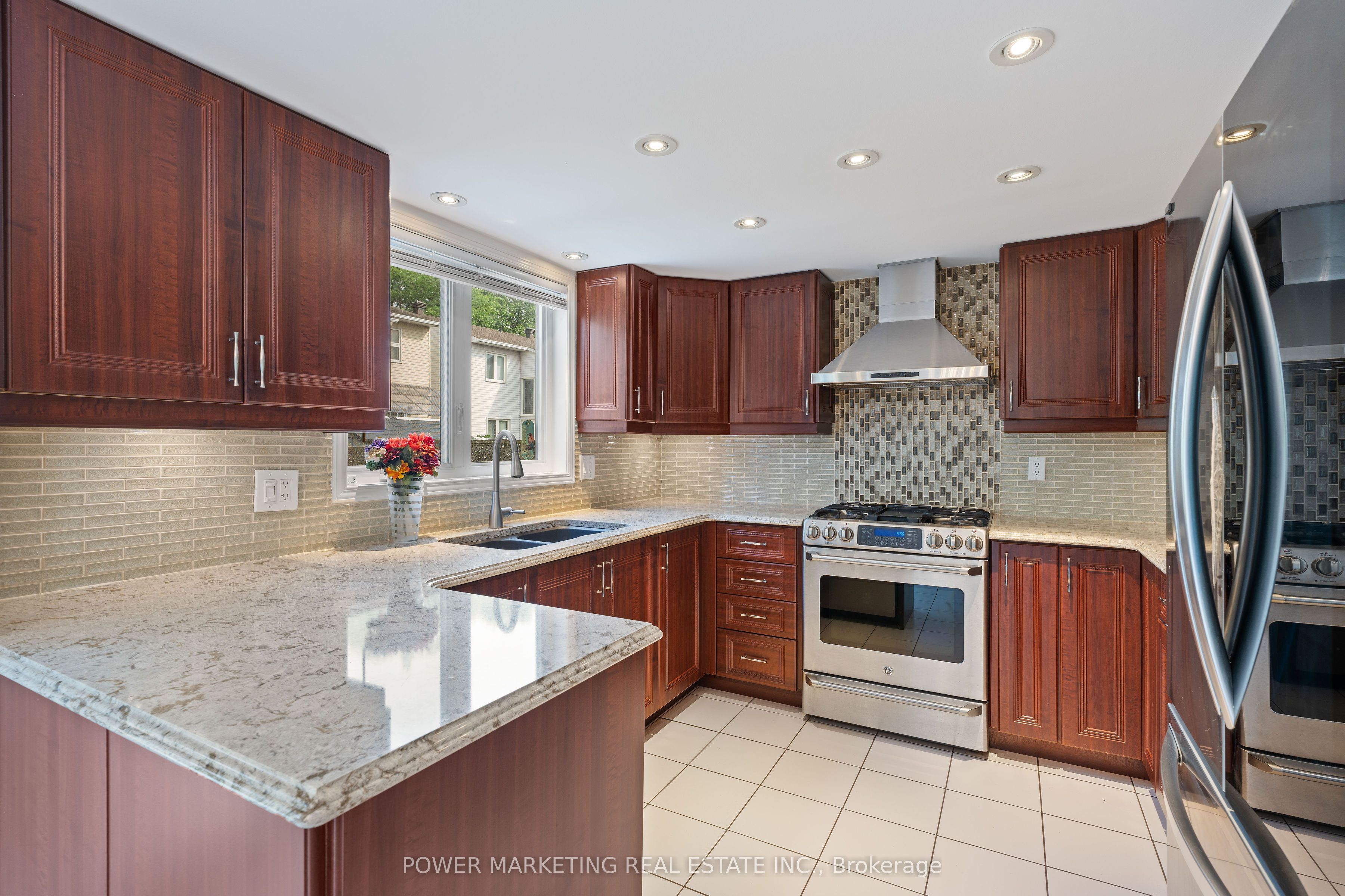 1552 Blohm Drive Property Photo 13
