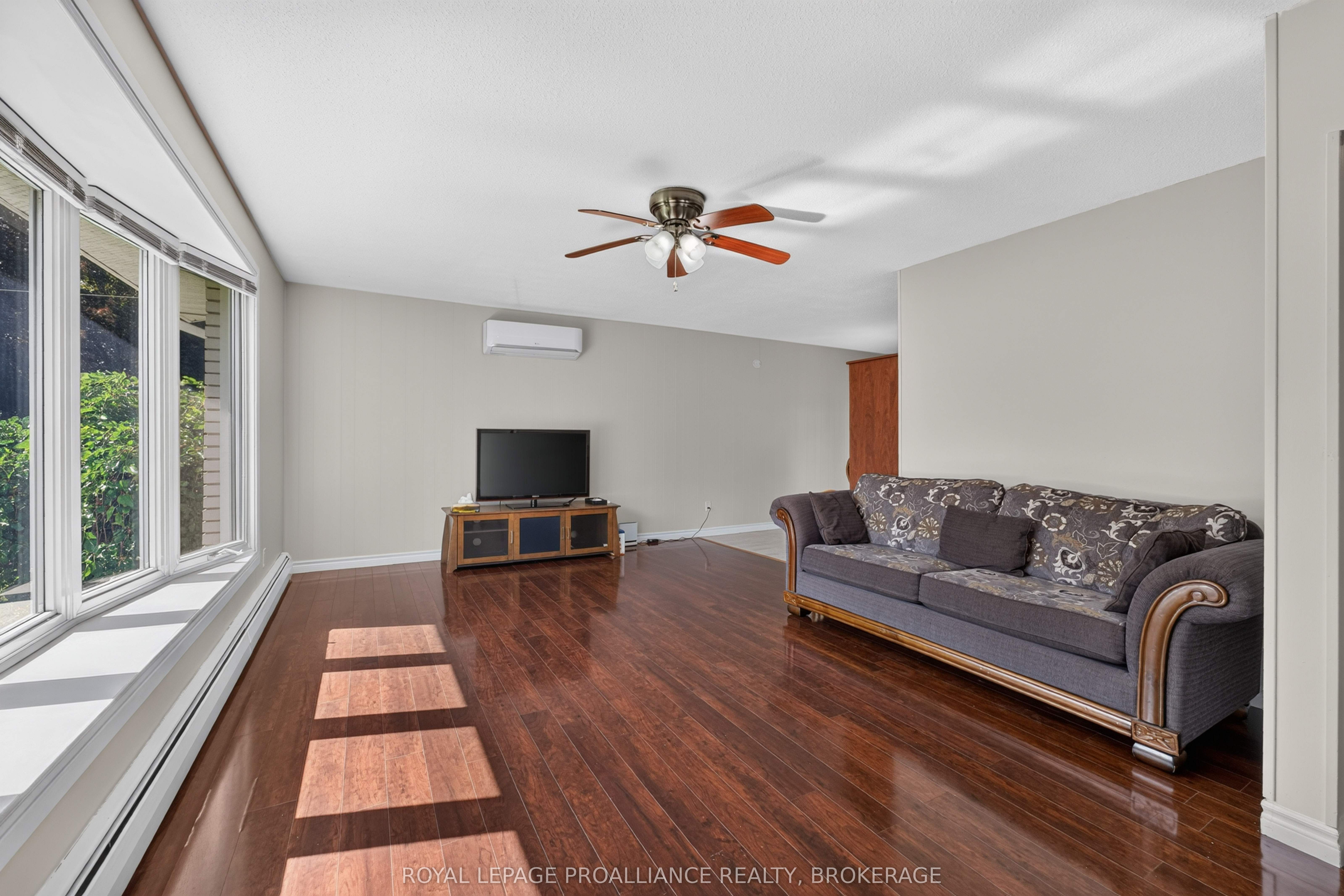 1445 Aley Street Property Photo 10