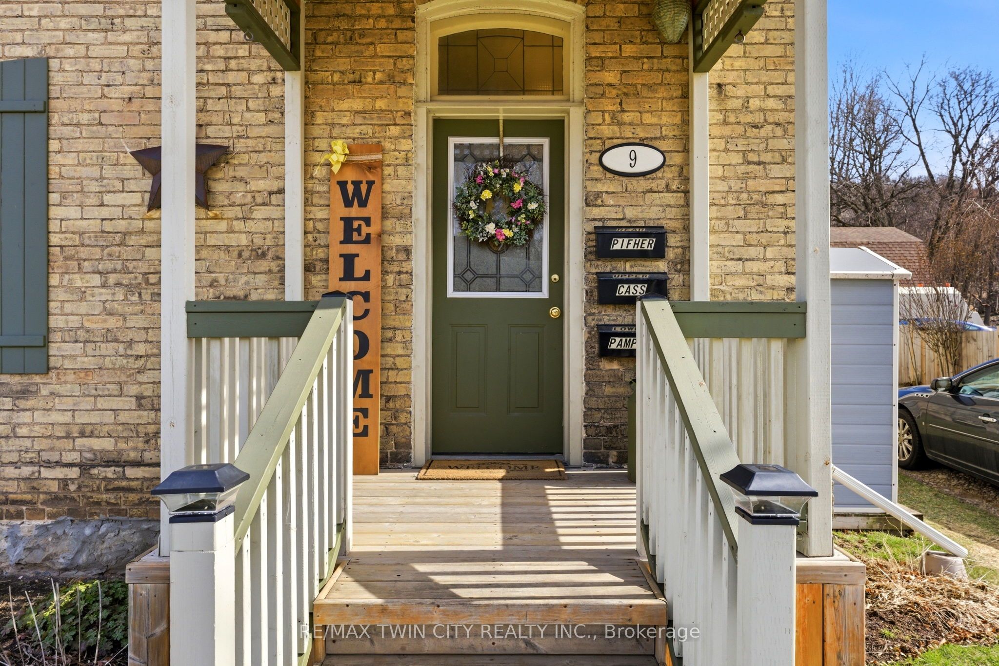 9 Willow Street Property Photo 19