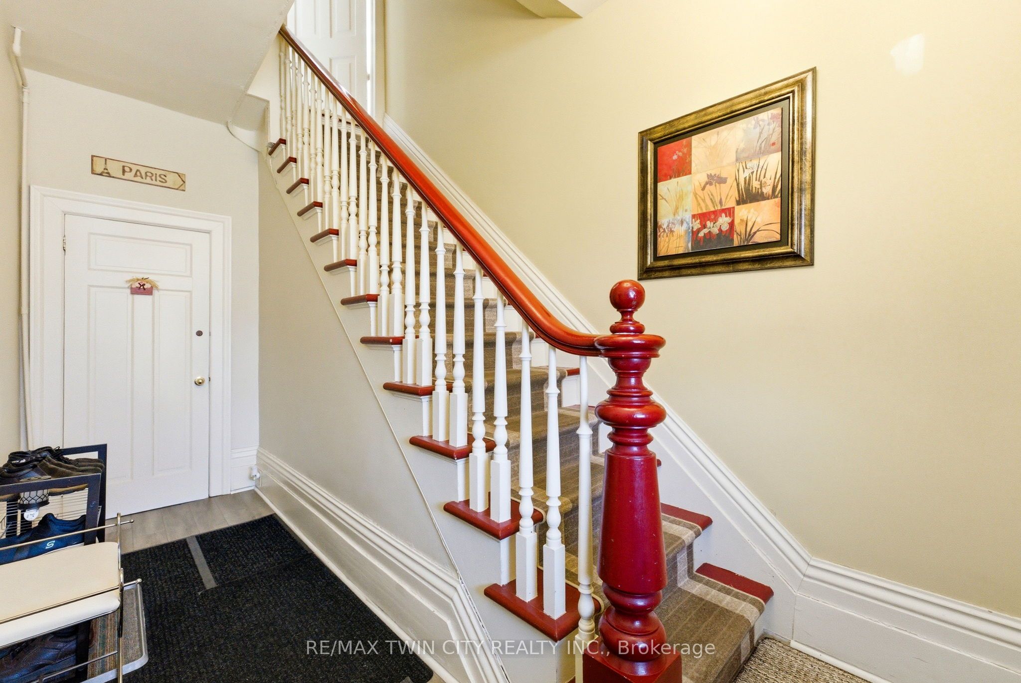 9 Willow Street Property Photo 20