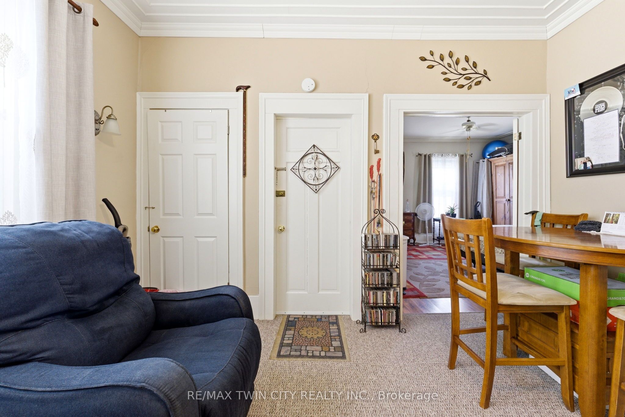 9 Willow Street Property Photo 21