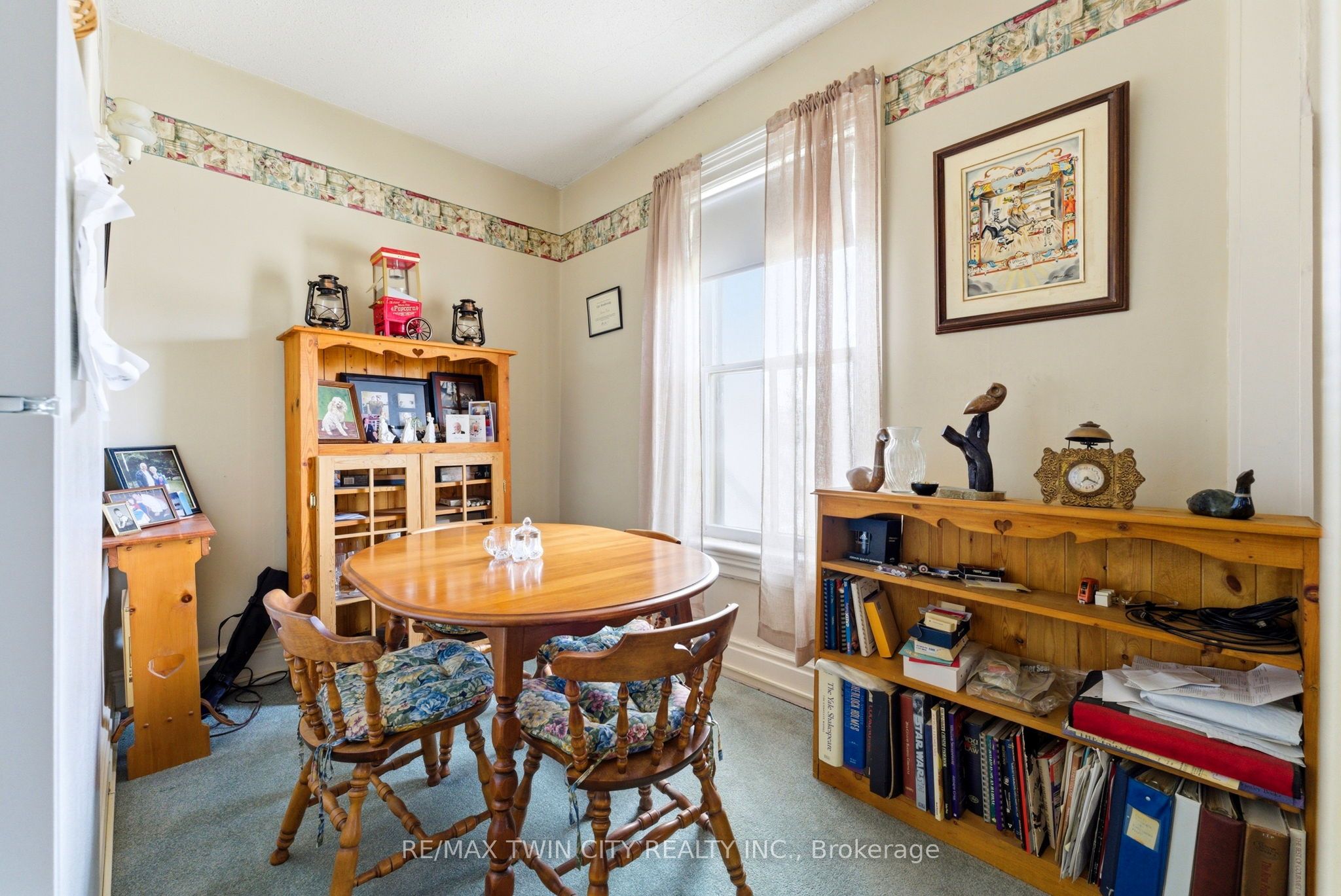 9 Willow Street Property Photo 31
