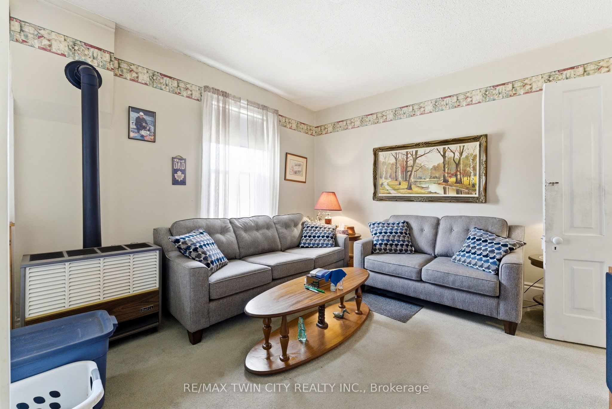 9 Willow Street Property Photo 32