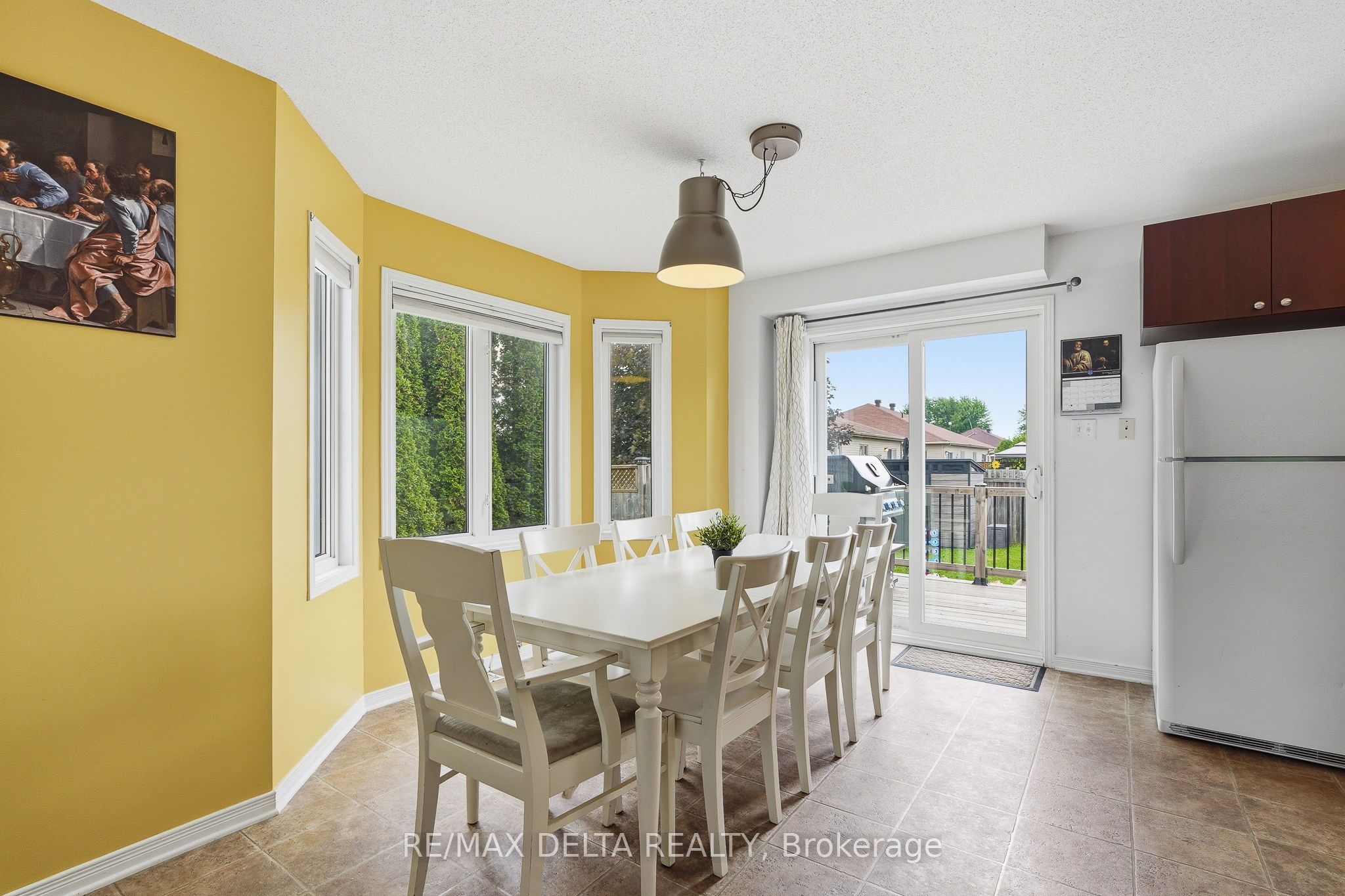 123 Panorama Avenue Property Photo 9