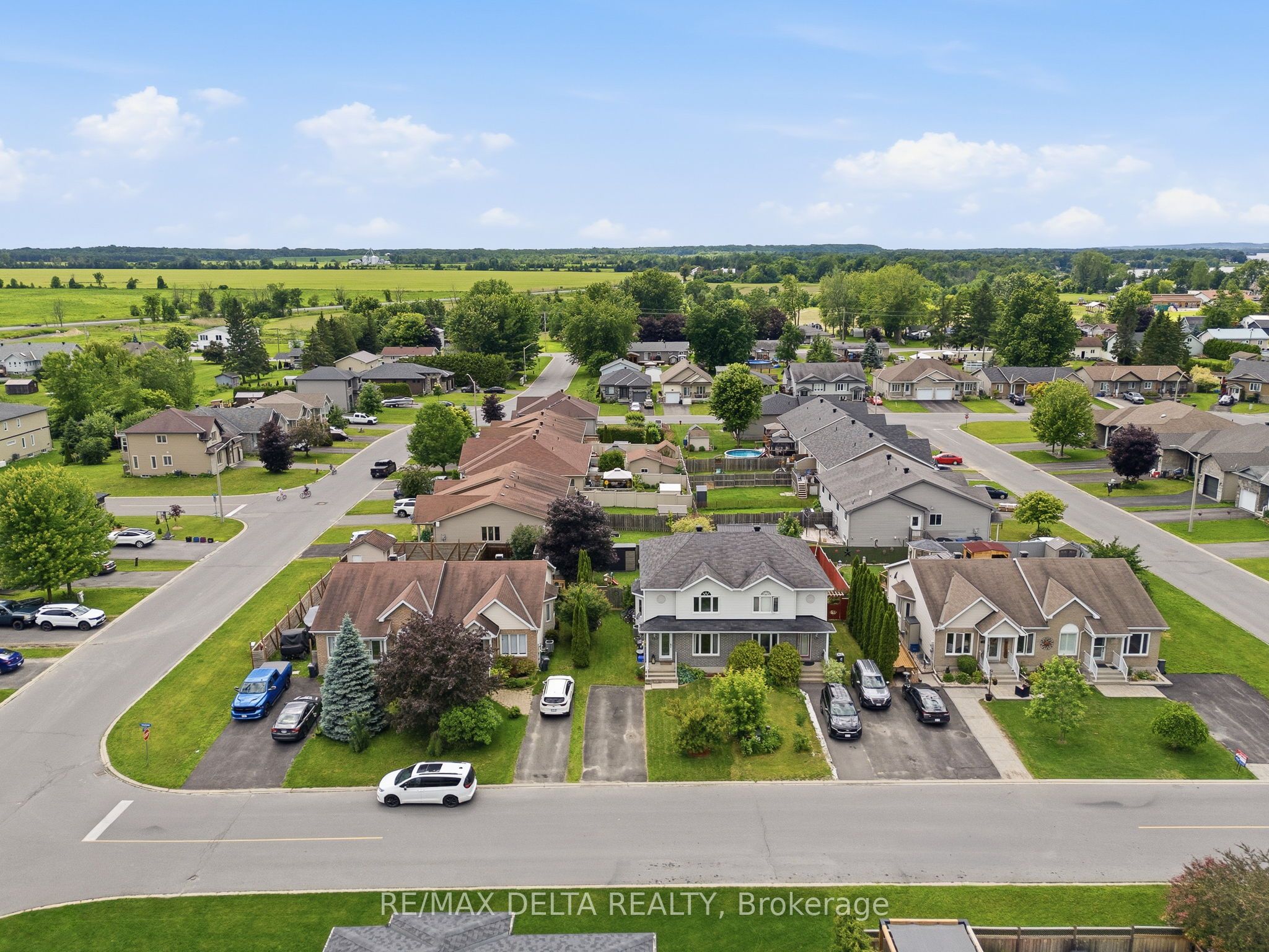 123 Panorama Avenue Property Photo 32