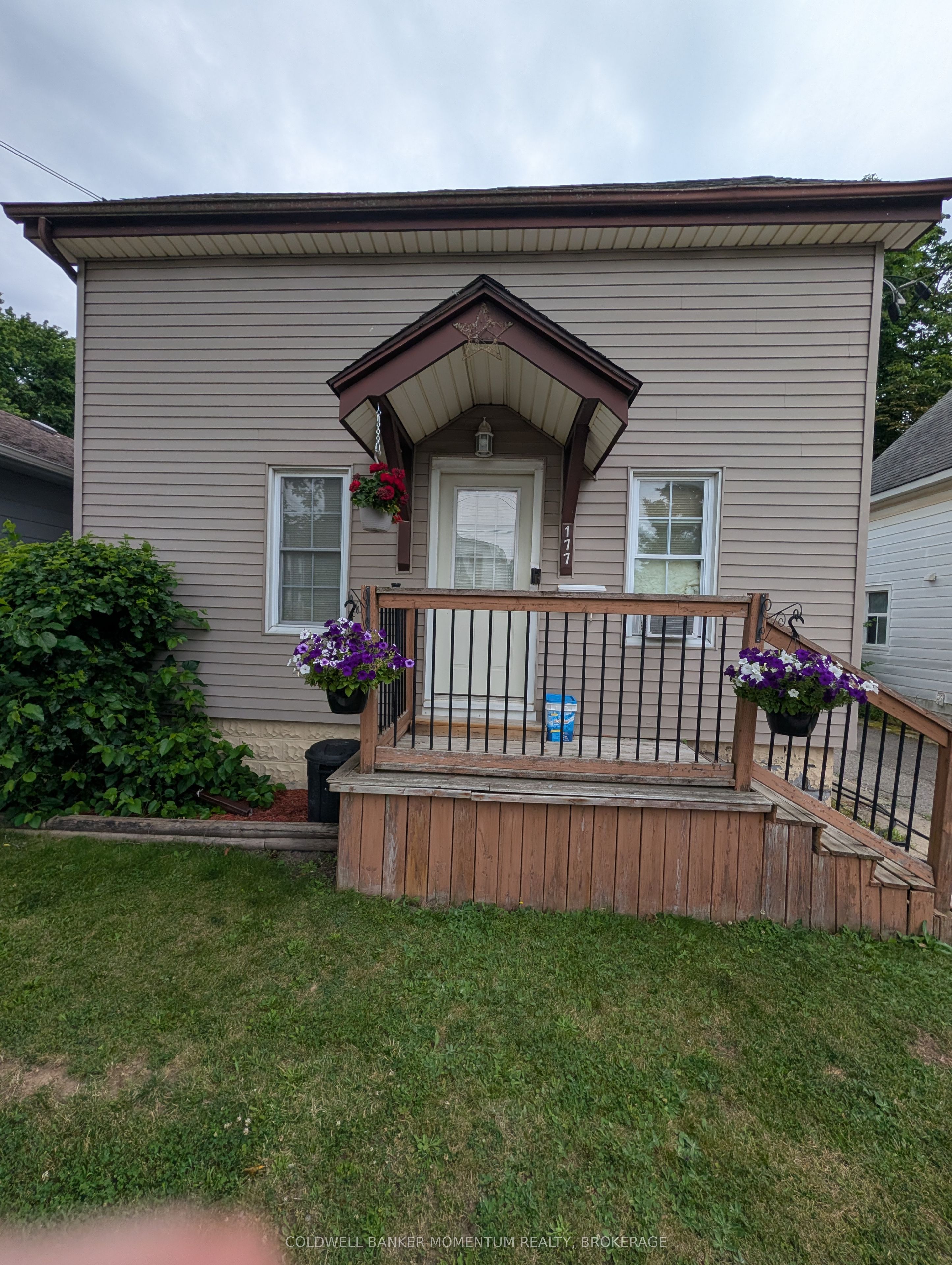 177 Erie Street Property Photo 1