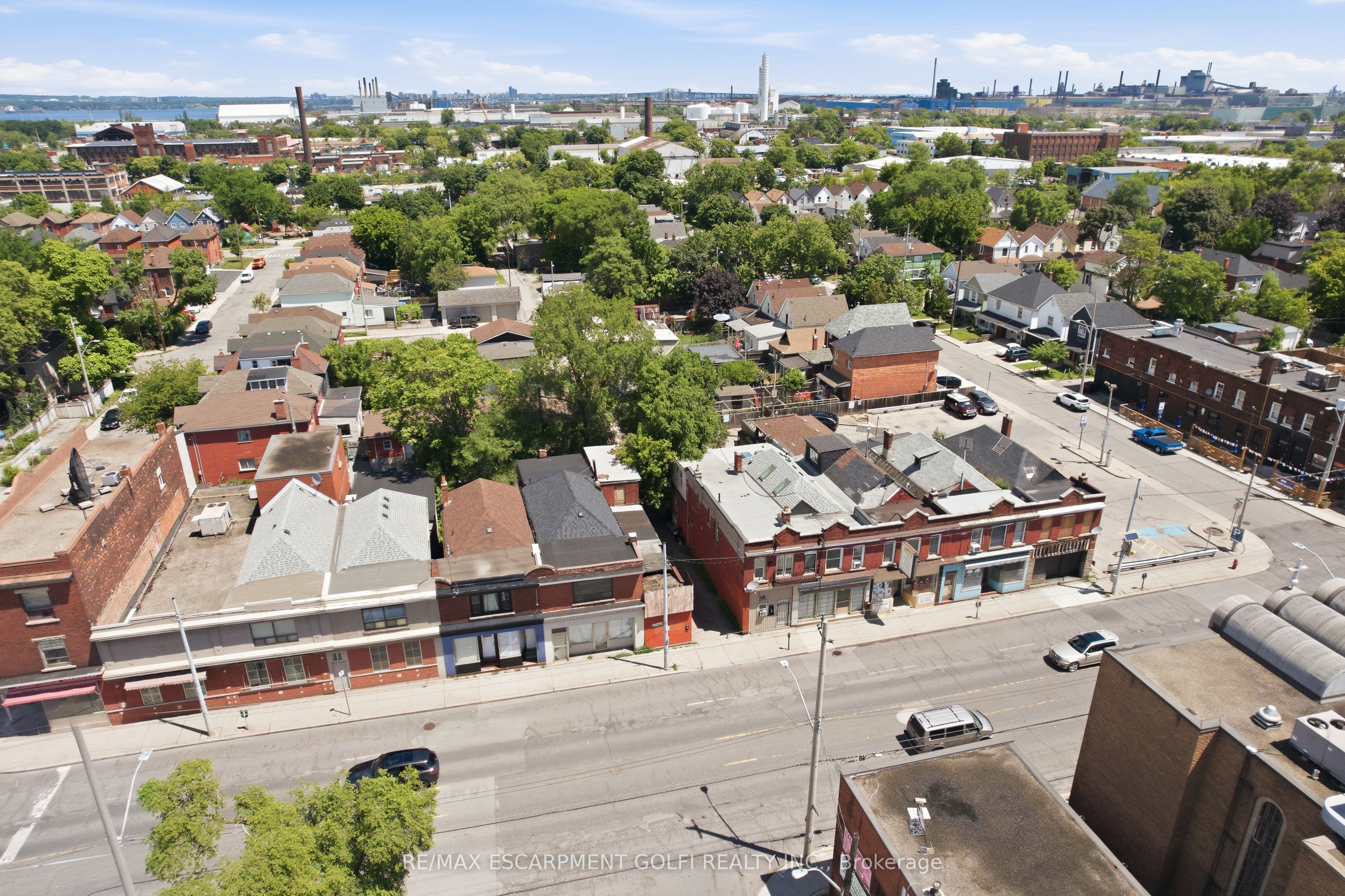 721 1/2 Barton Street E Property Photo 14