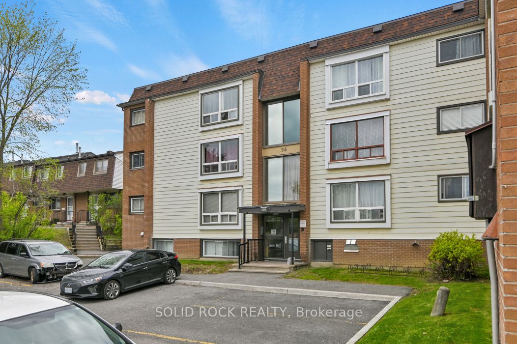 896 Elmsmere Drive 7 Property Photo 1