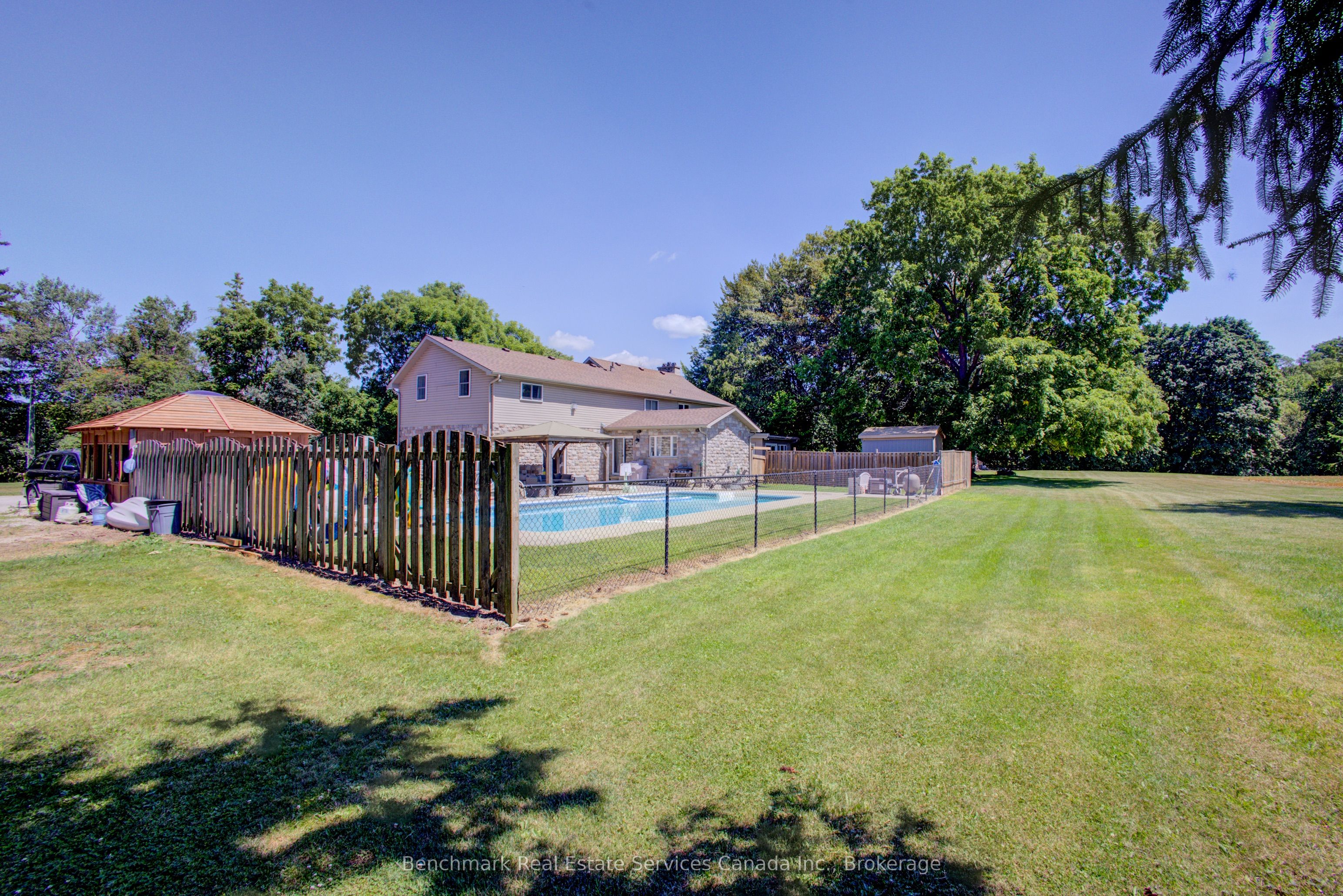 4247 Perth 9 Line Property Photo 6
