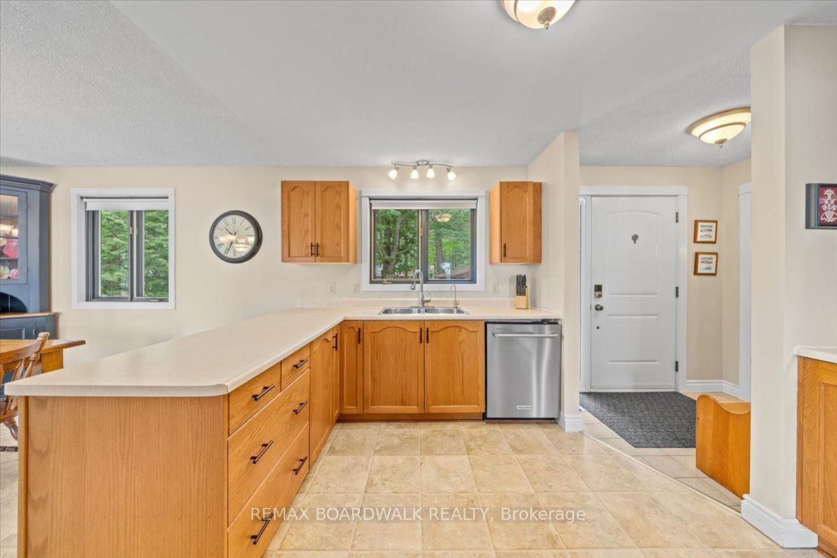 178 Baillie Avenue Property Photo 9